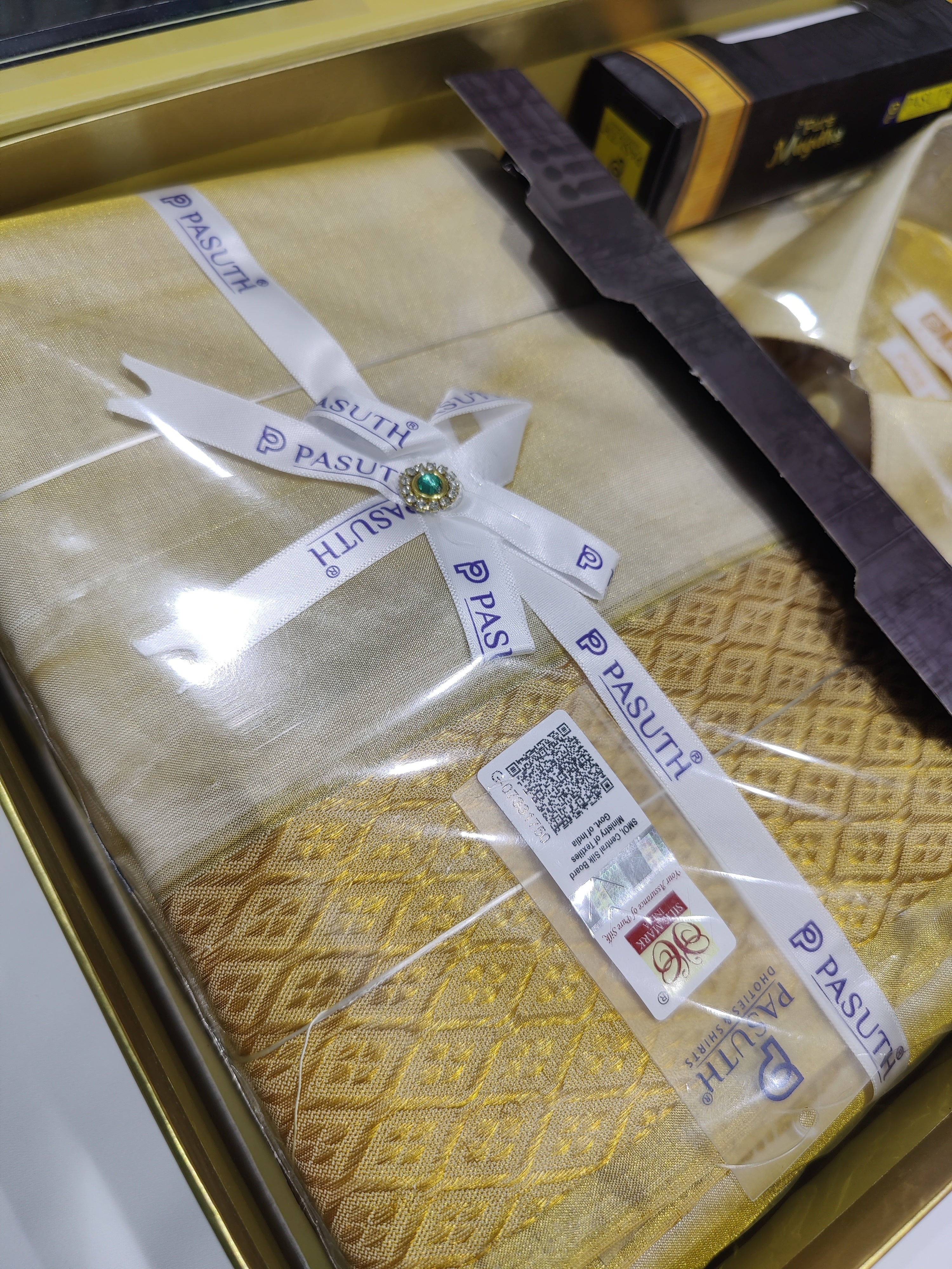 "Pure Kanjivaram Silk Gold Tissue Dhoti Set with Shirt, Belt & Perfume – Wedding Collection" - New Sudarshan Silks`