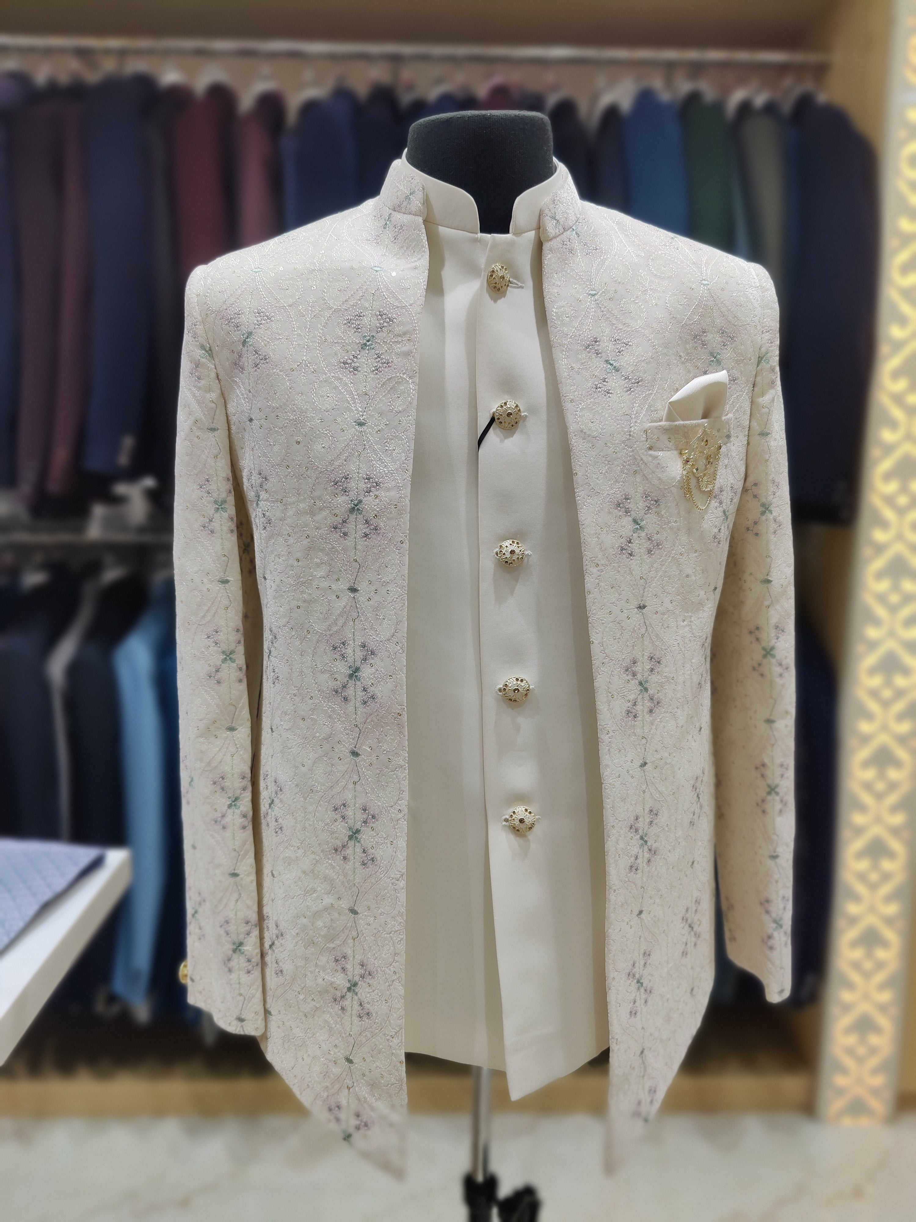 Creamish White Wedding Suit – Timeless Elegance - New Sudarshan Silks`