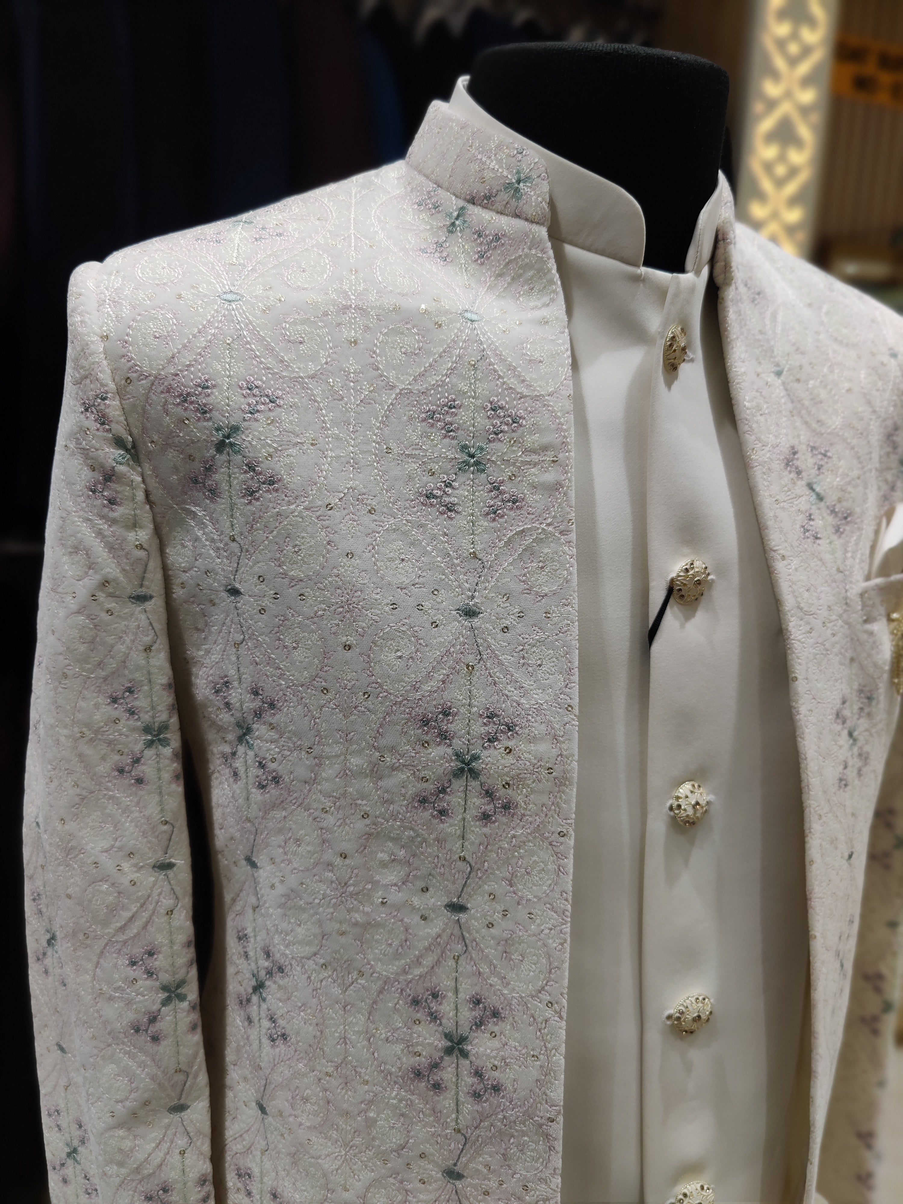 Creamish White Wedding Suit – Timeless Elegance - New Sudarshan Silks`