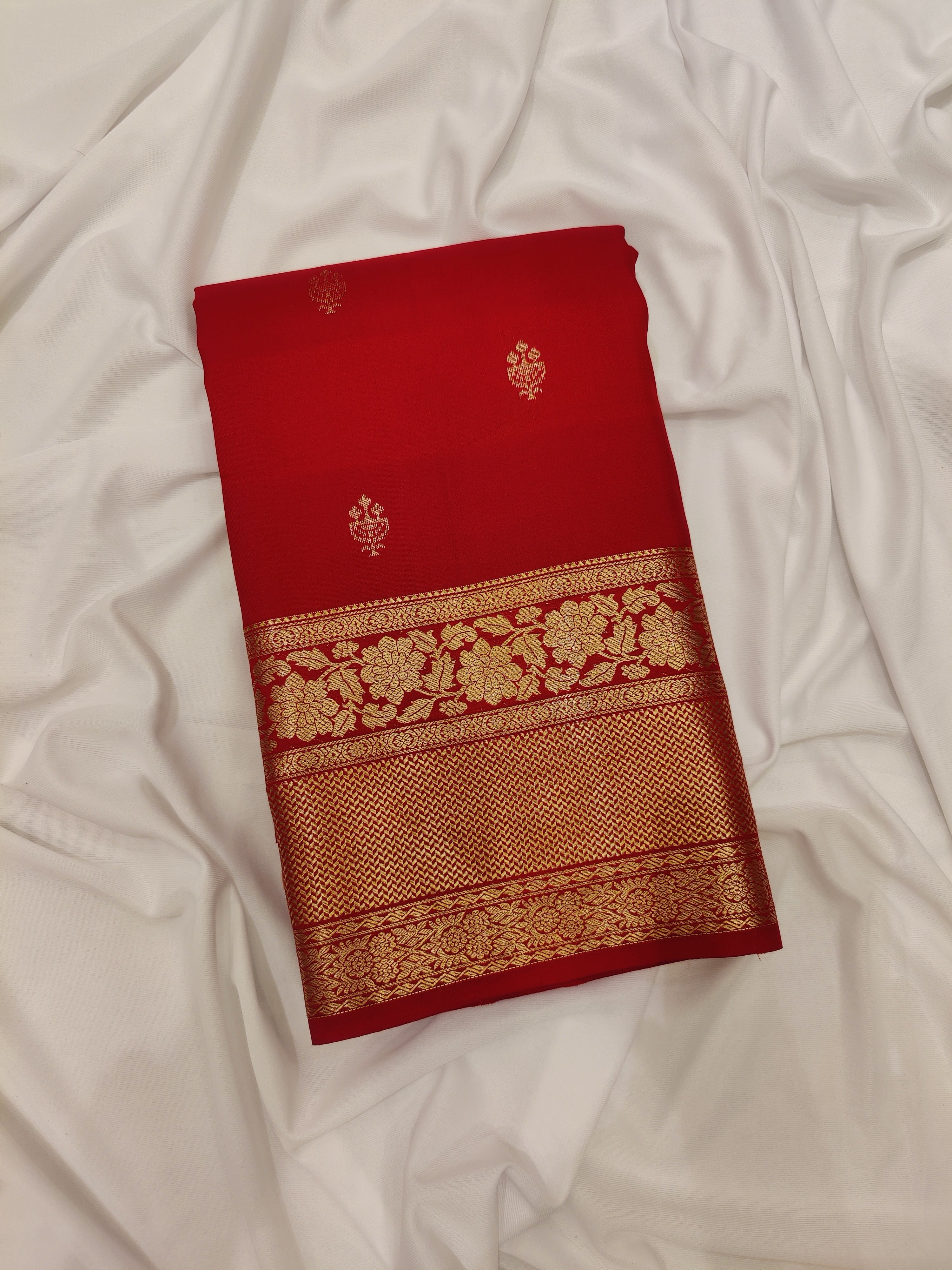 Red Kanjivaram Silk Saree with Peach Contrast Blouse – Traditional Bridal Saree Online - New Sudarshan Silks`