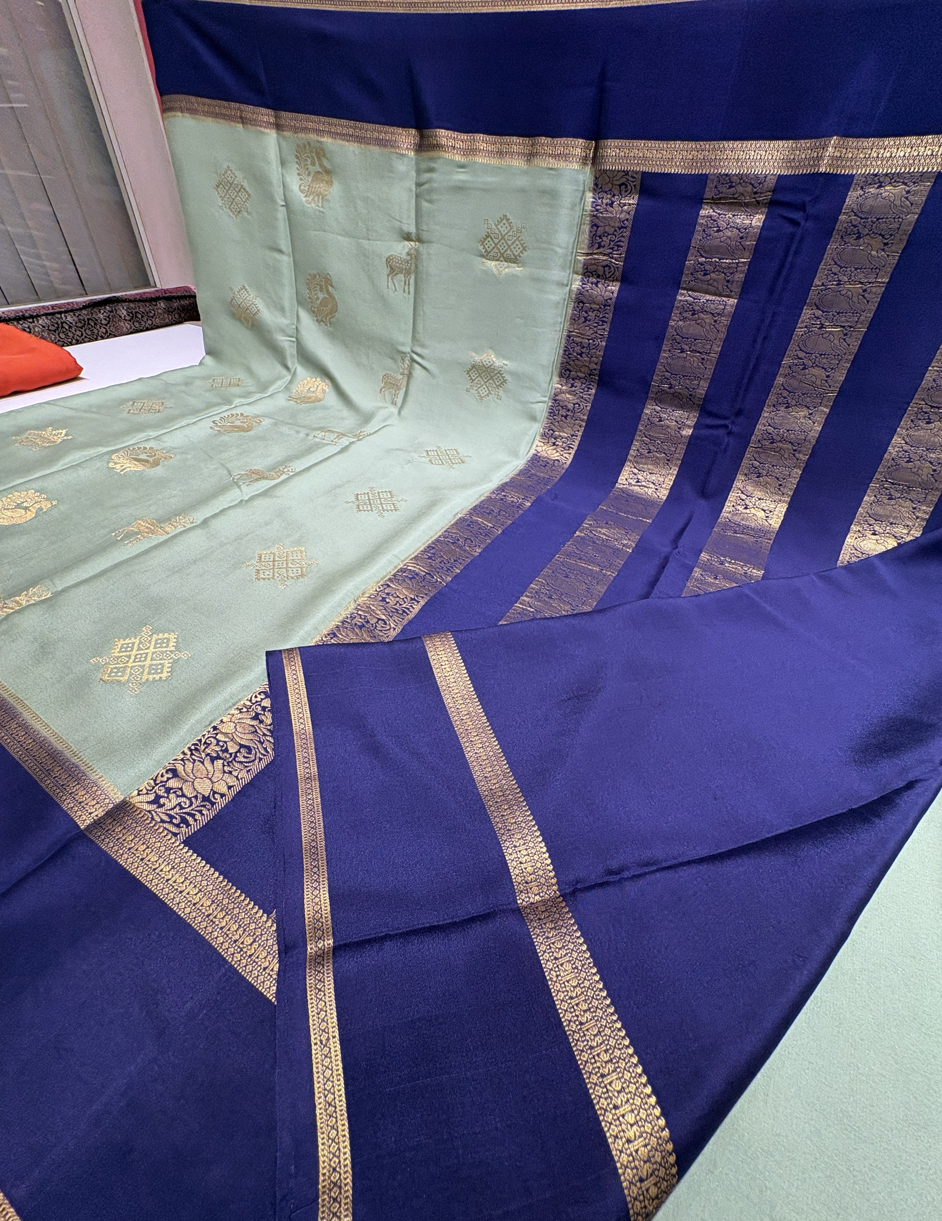 Pista Green Pure Mysore Crepe Silk Saree(120 gsm) with Royal Blue Contrast