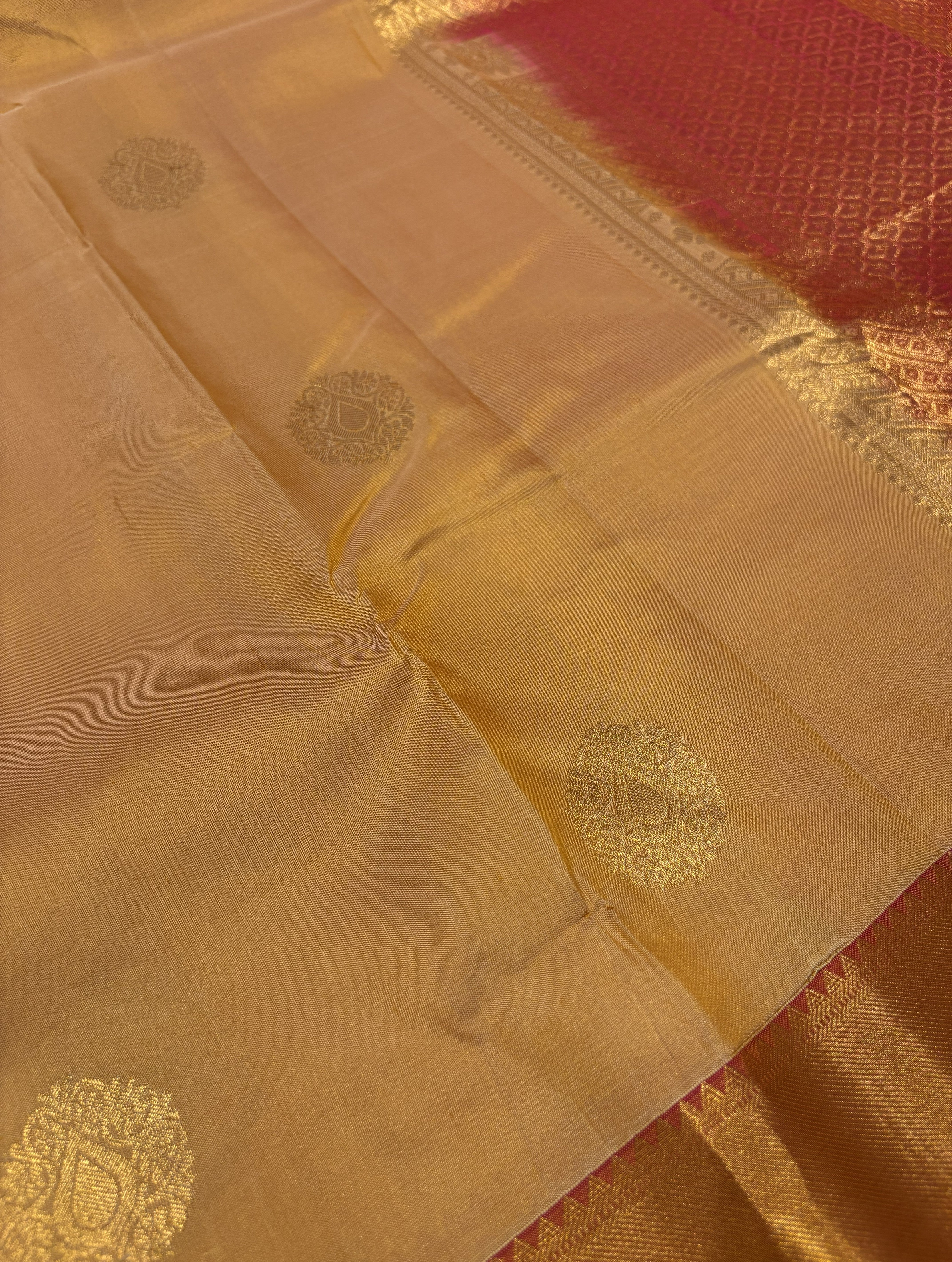 Ivory Cream Pure Kanchipuiram Silk Saree with Regal Magenta Pink Contrast