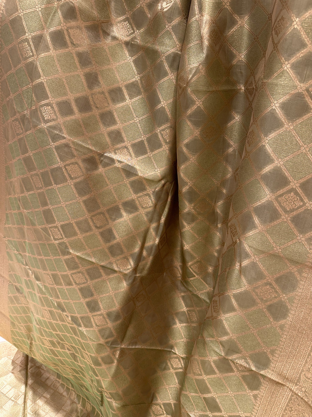 NSS979_2735
