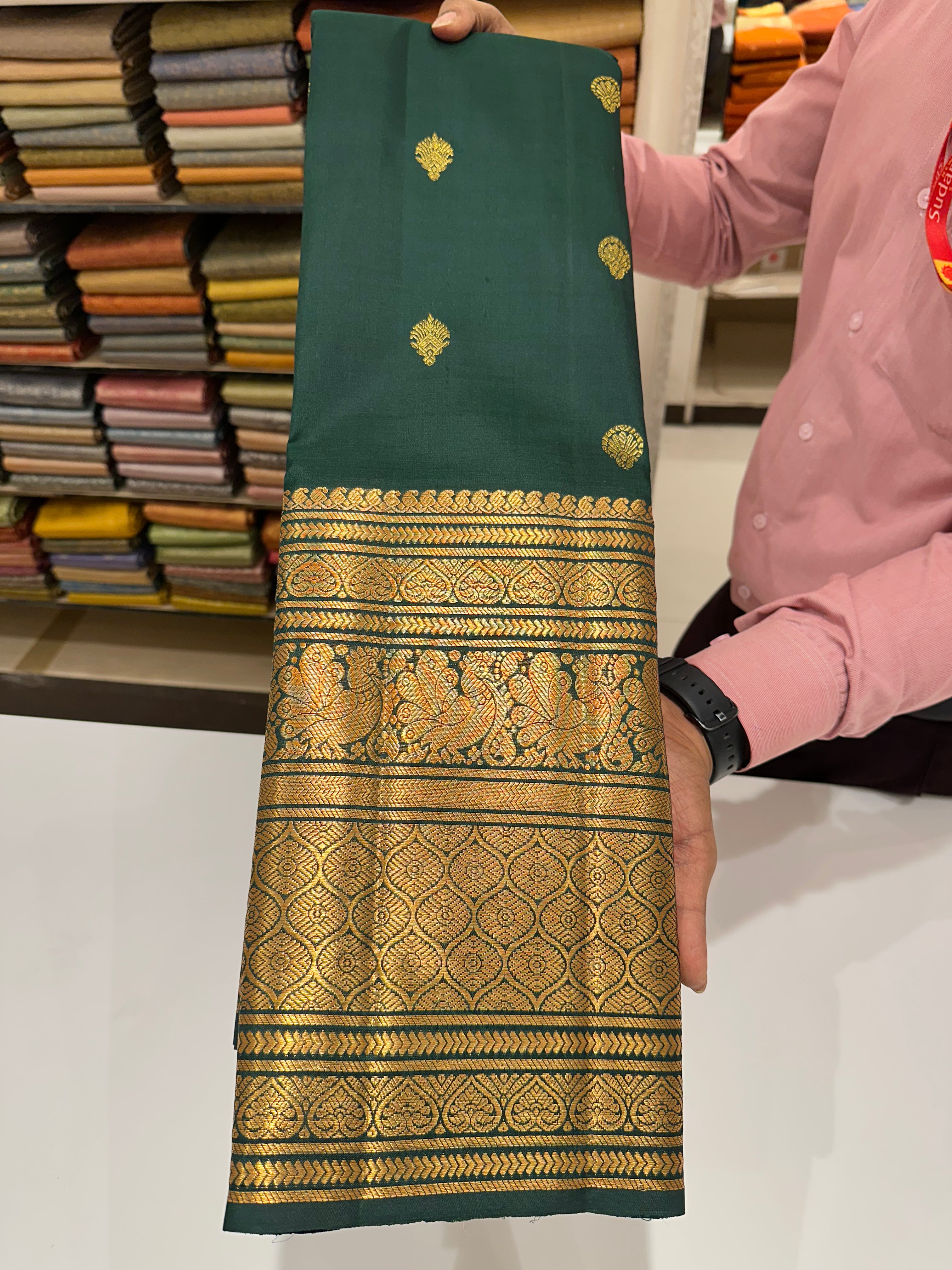 Green color Pure Kanjivaram Silk Saree with Grand Traditional Look