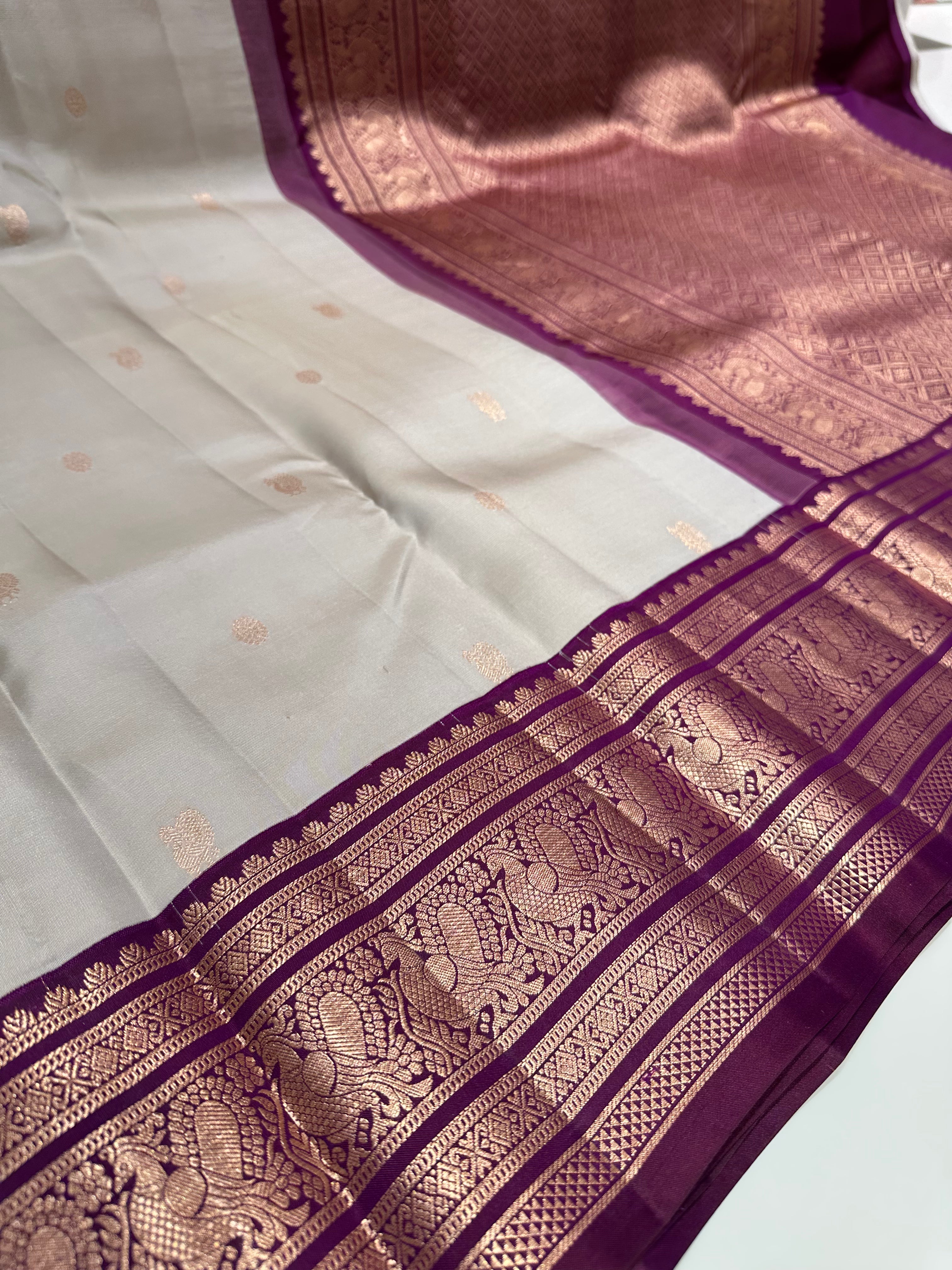 Elegant Grey and Purple Pure Kanjivaram Silk Saree with Gold Zari Buttas – Wedding & Festive Collection