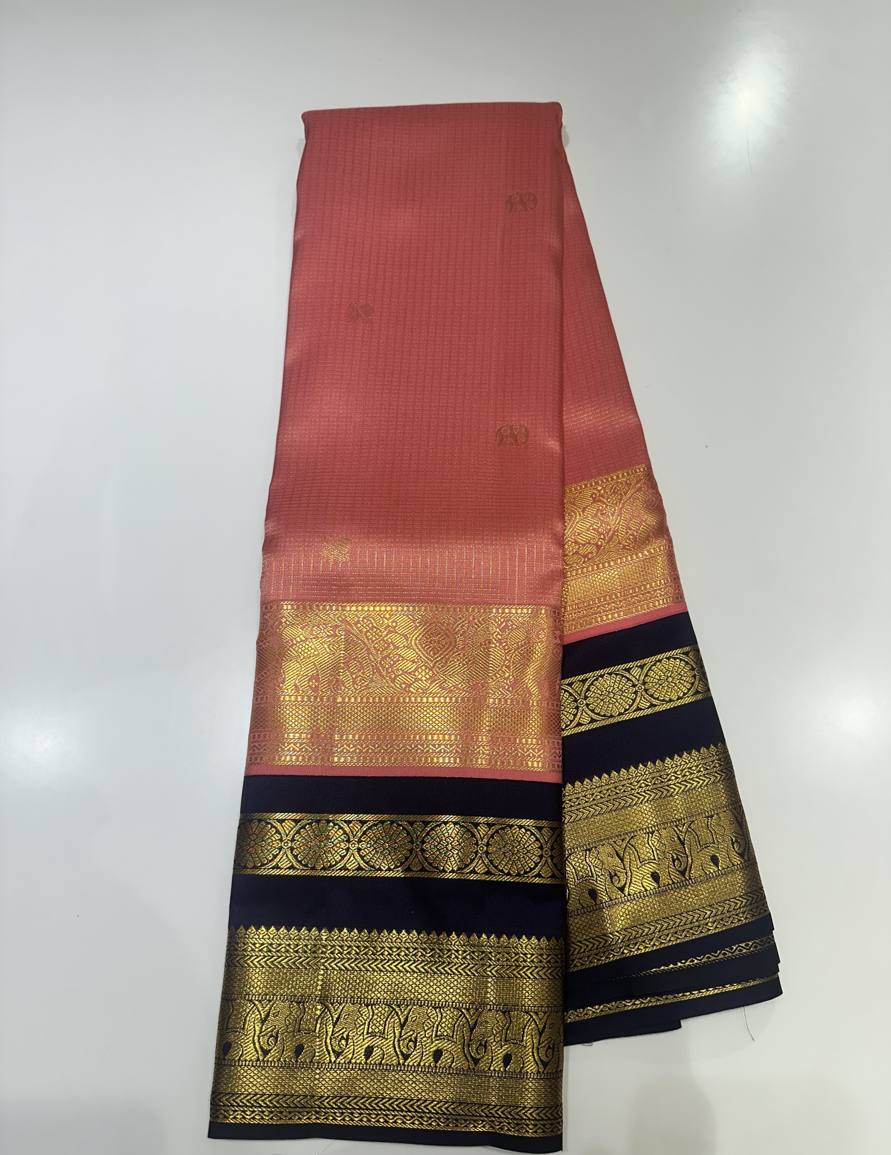Graceful Baby Pink Leela Verse Kanjivaram Silk Saree with Navy Blue Contrast – Elegant Ethnic Wear