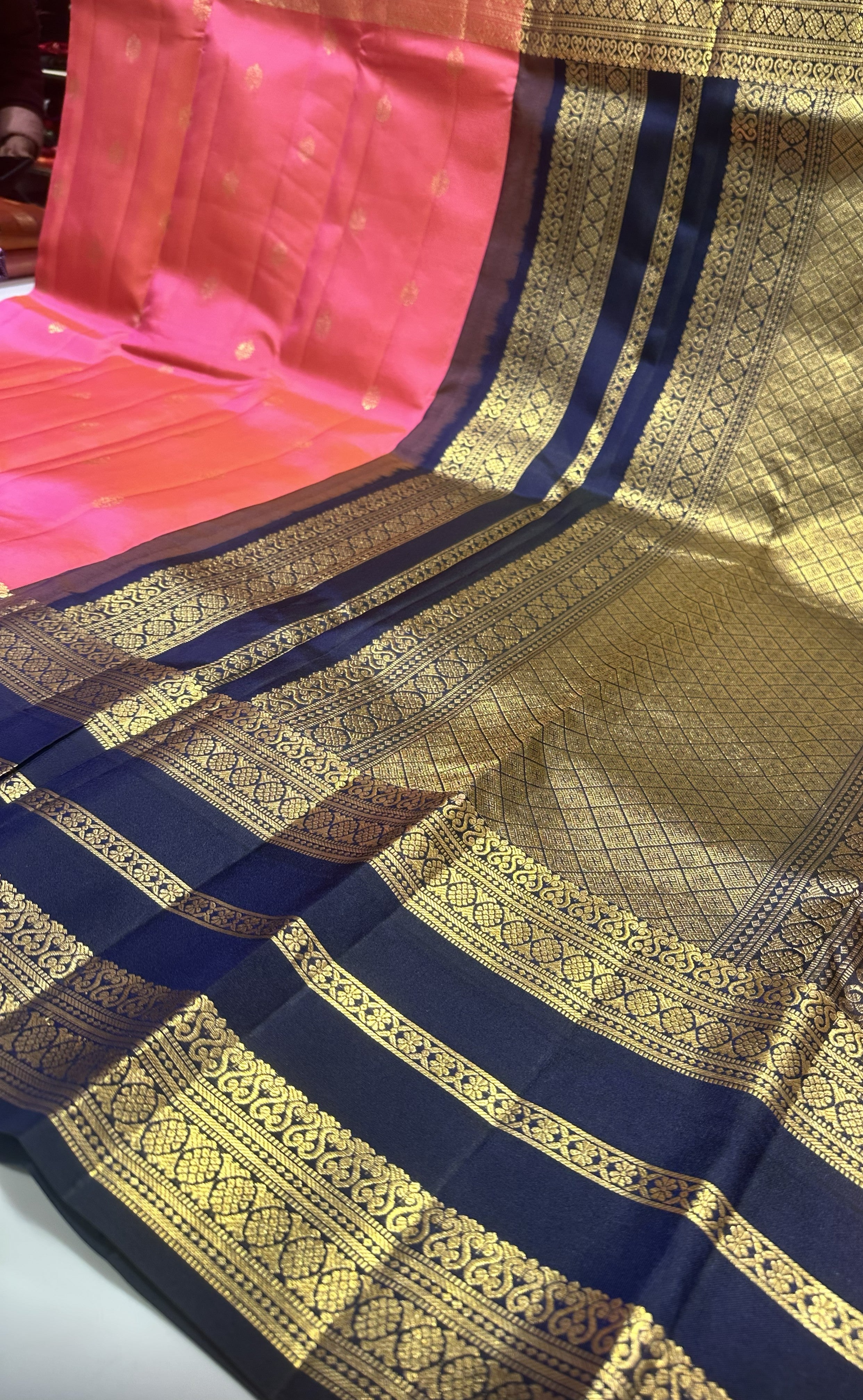 Rose Peach Pure Kanjivaram Saree with Navy Blue Contrast