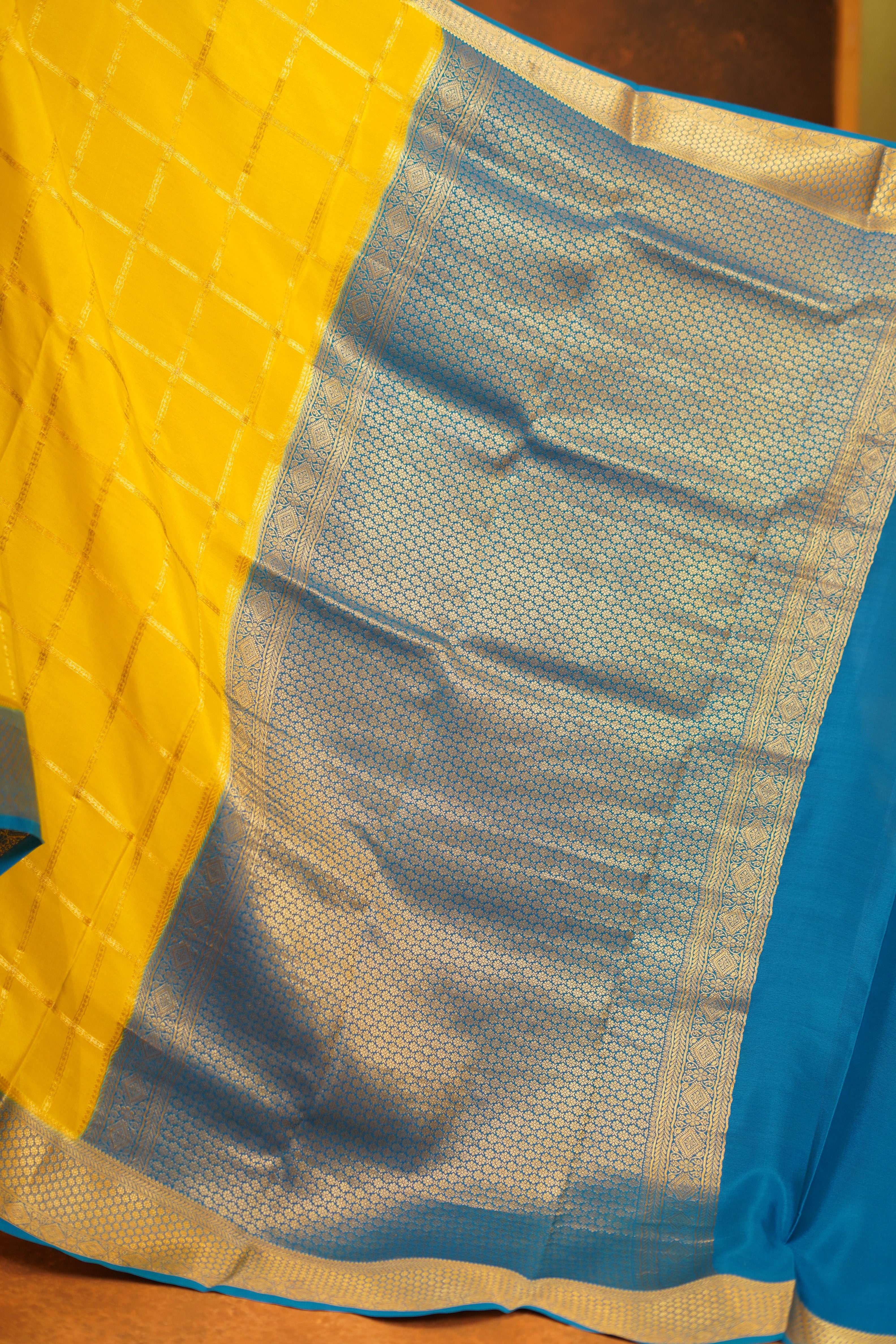 Lime Green colour 120 GSM Pure Mysore Silk Saree With Blue Contrast