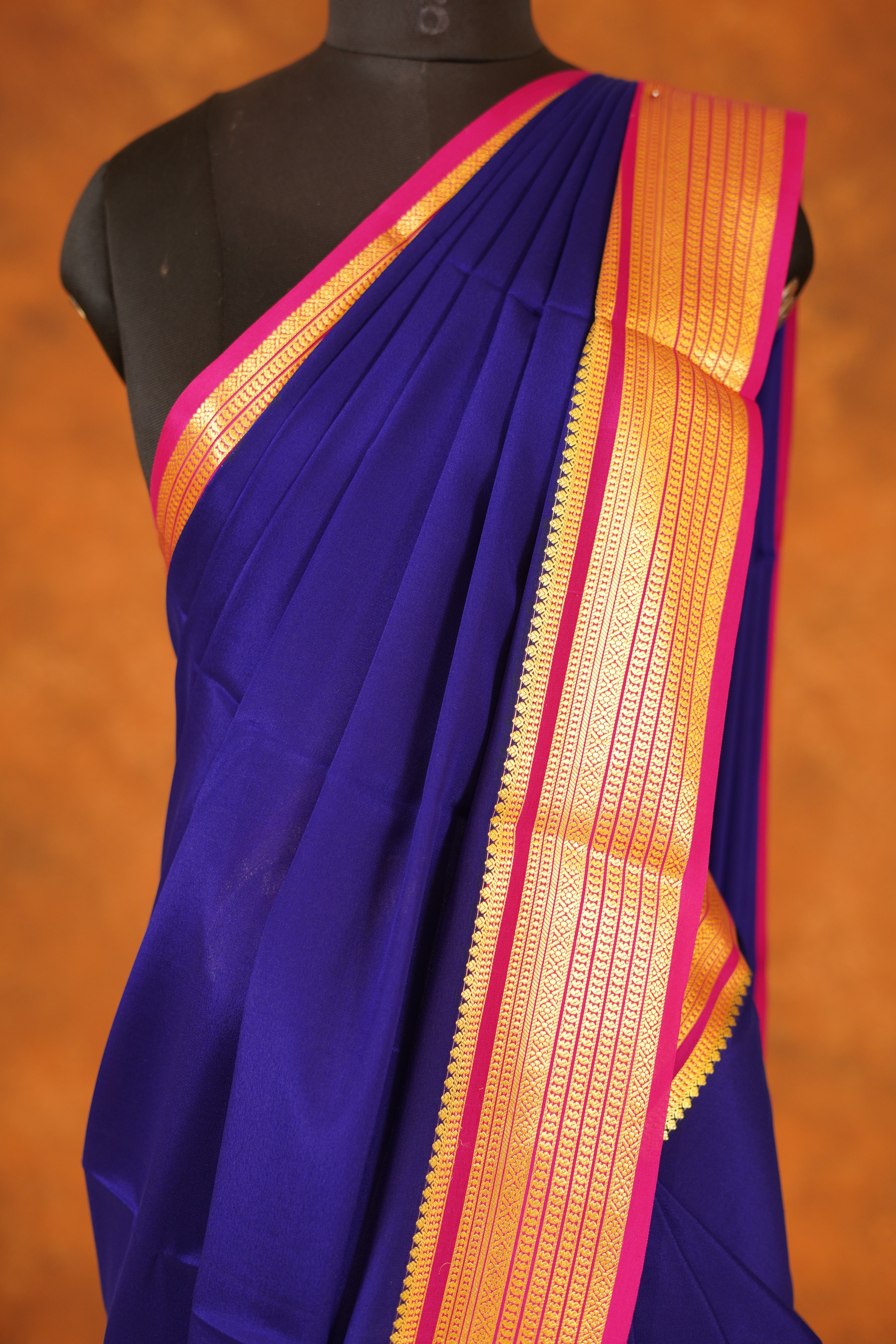 Navy Blue Colour 120GSM Pure Mysore Silk Saree With Dark Pink Contrast