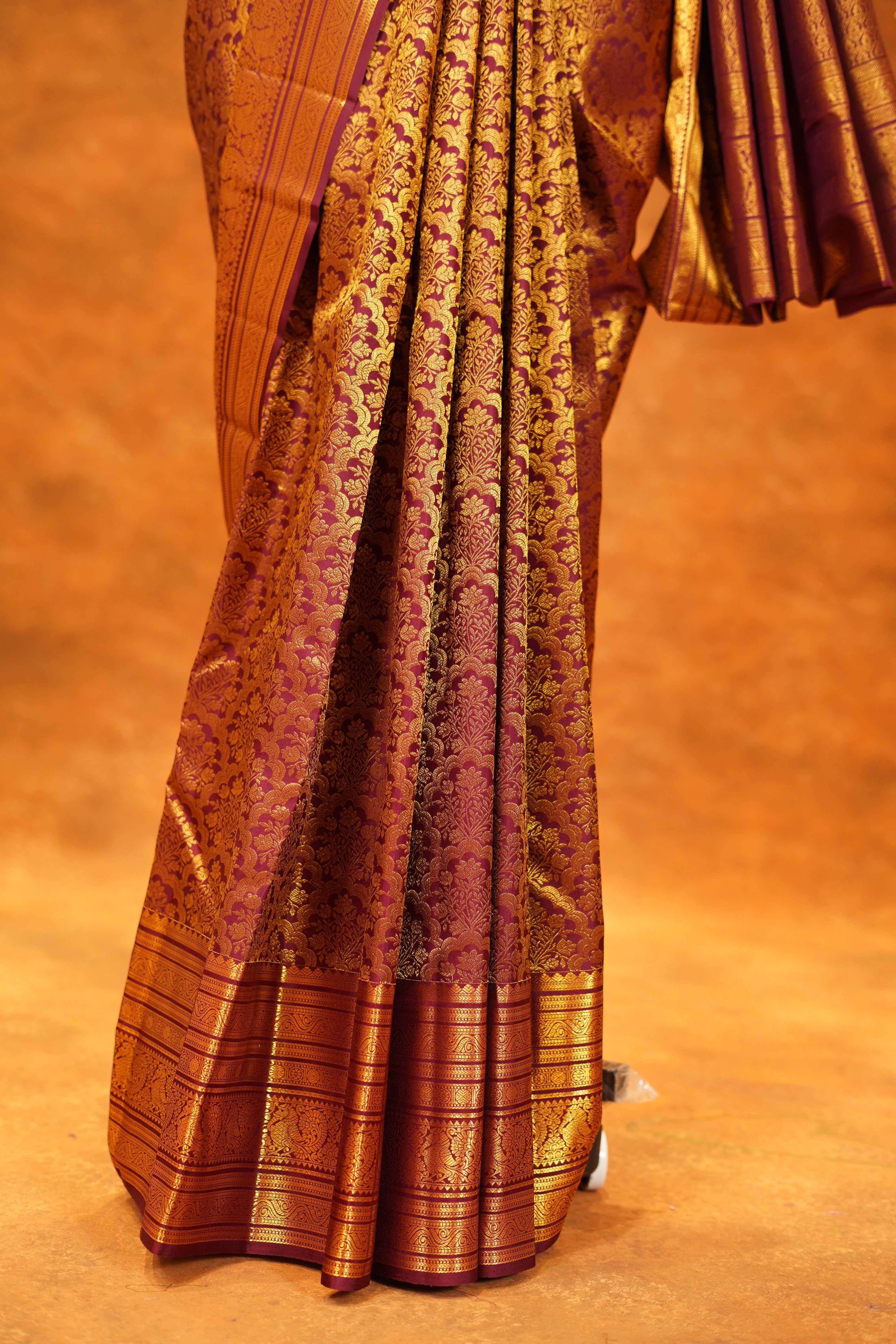 Traditional Maroon Shaded Pure Kanjivaram Silk Saree