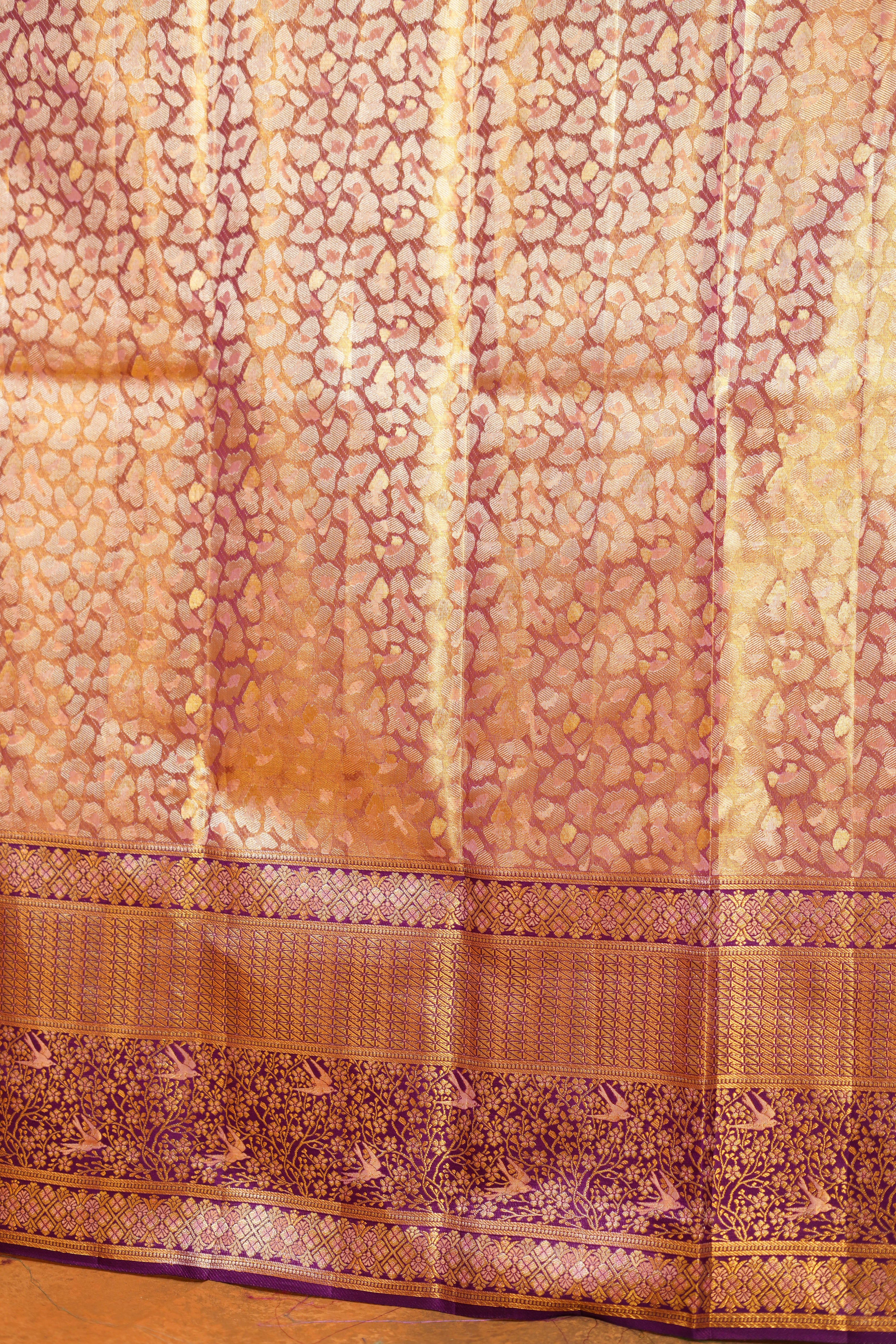 Pastel pink dual shaded pure Kanjivaram Silk Saree With Magenta Contrast