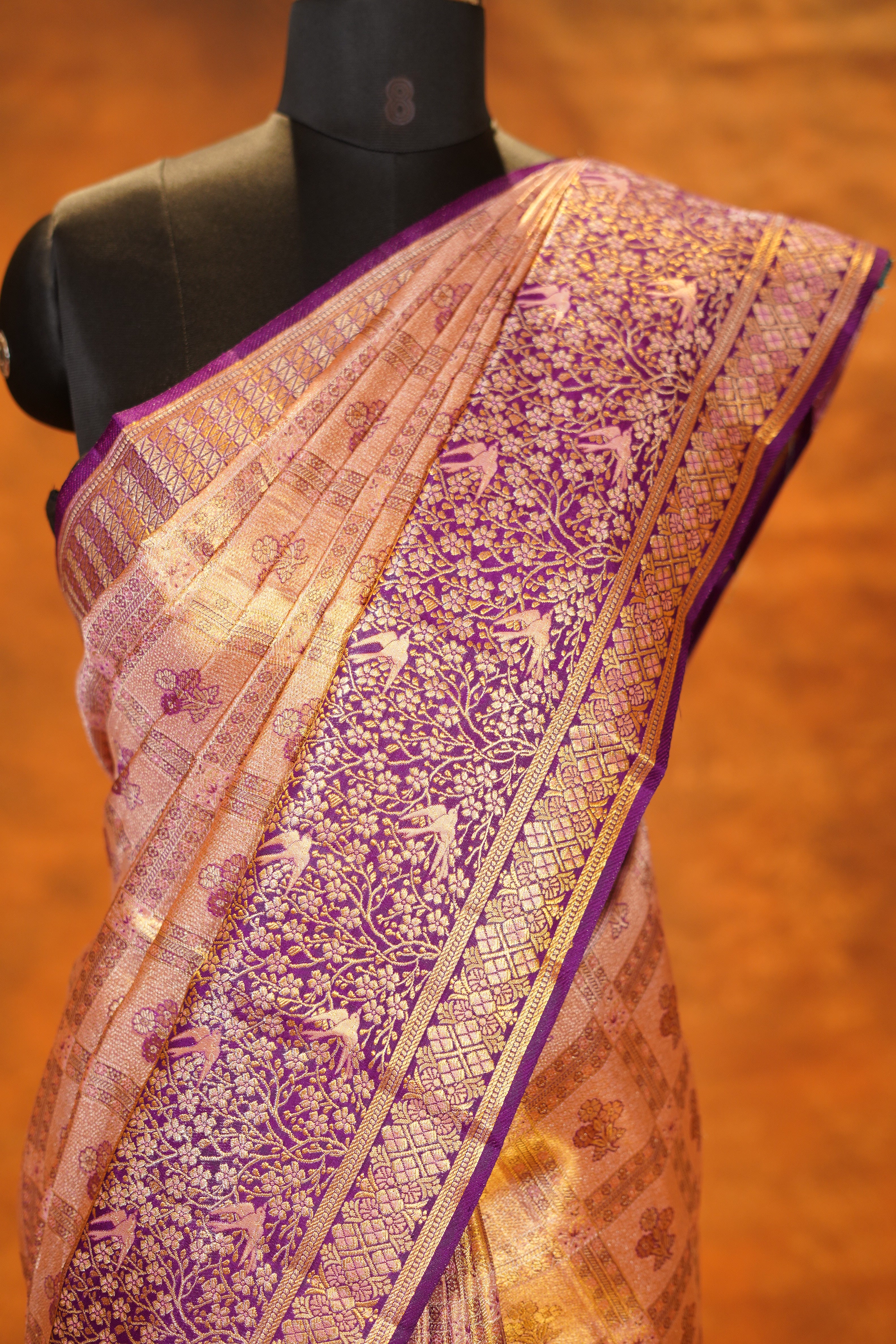 Pastel pink dual shaded pure Kanjivaram Silk Saree With Magenta Contrast
