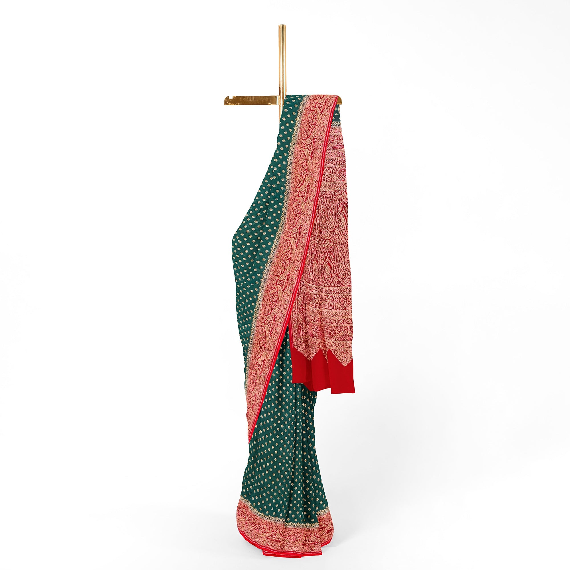 Bottle Green Kanjivaram Silk Saree with Rich Red Zari Border – Classic Handloom Wedding Saree Online - New Sudarshan Silks`