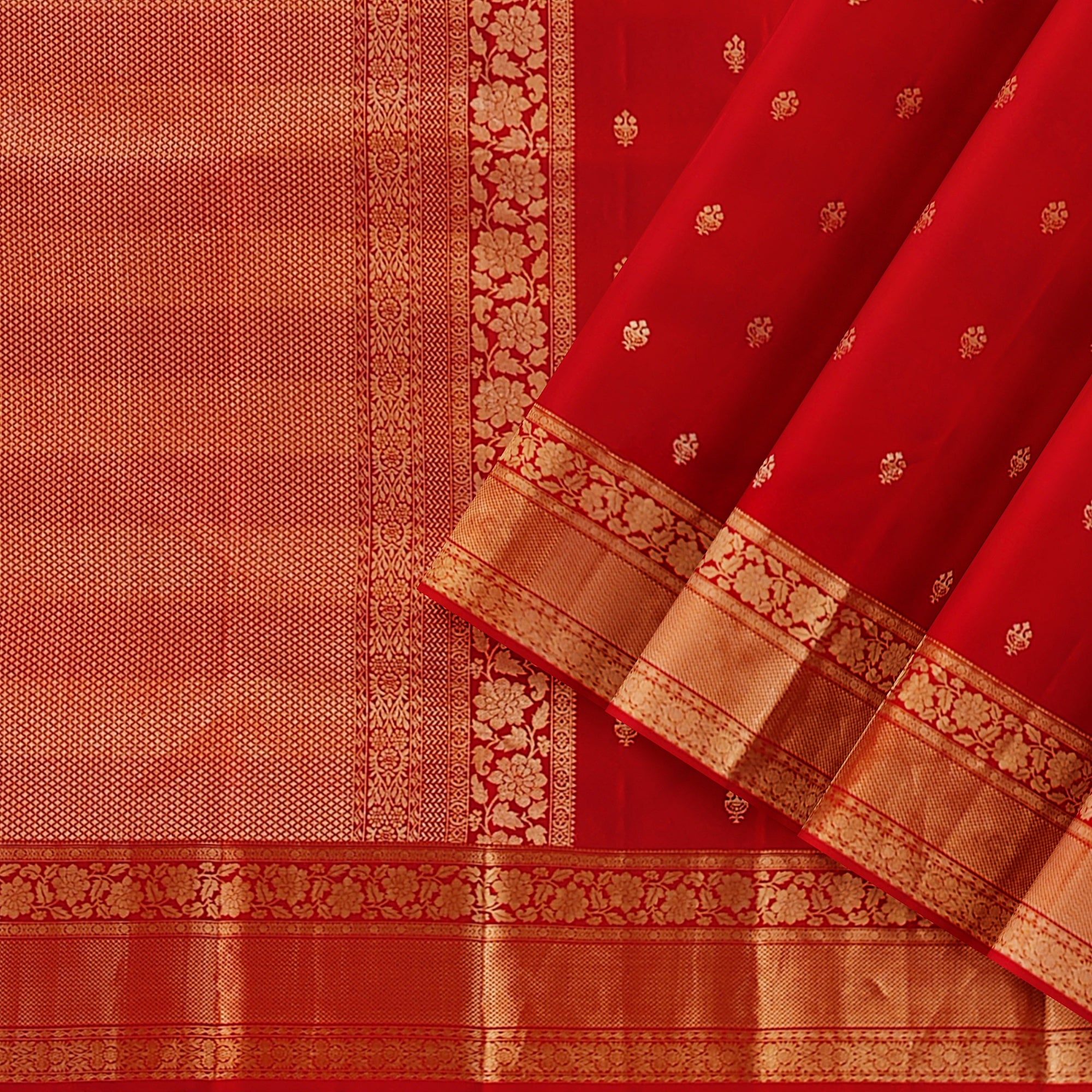 Red Kanjivaram Silk Saree with Peach Contrast Blouse – Traditional Bridal Saree Online - New Sudarshan Silks`