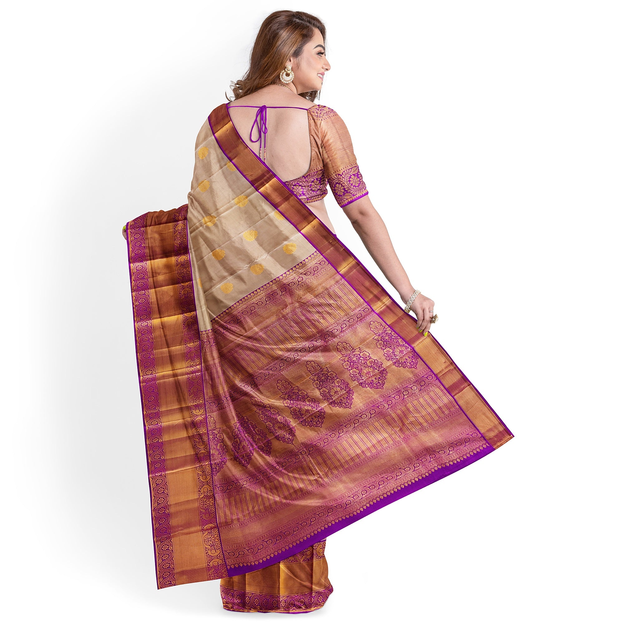 Peach Kanjivaram Silk Saree with Pink Zari Border – Pure Handloom Bridal Saree Online - New Sudarshan Silks`