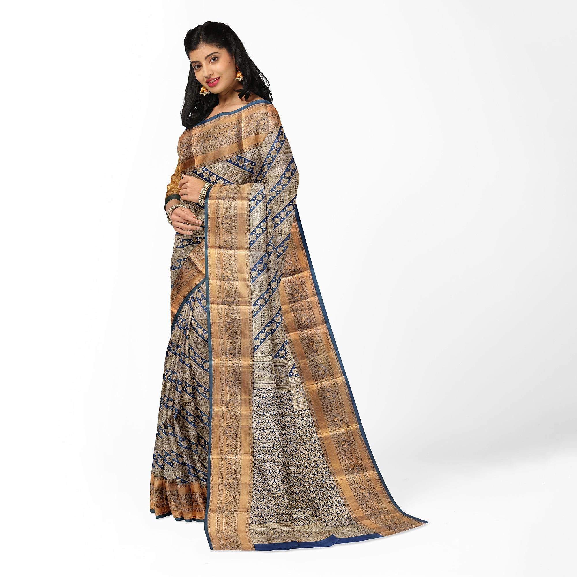 Peacock Green Kanjivaram Silk Saree with Self Zari Border – Pure Handloom Bridal Saree Online - New Sudarshan Silks`