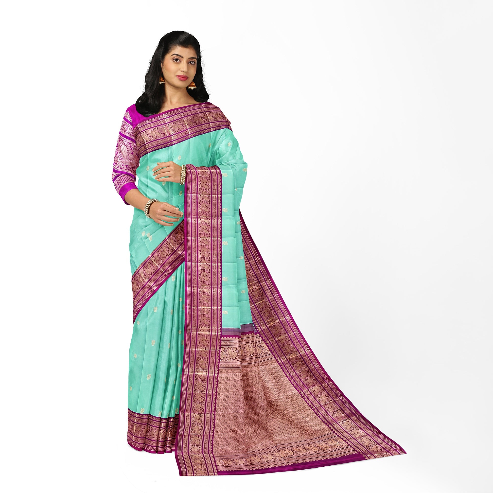 Leaf Green Kanjivaram Silk Saree with Pink Zari Border – Pure Handloom Festive Saree Online - New Sudarshan Silks`