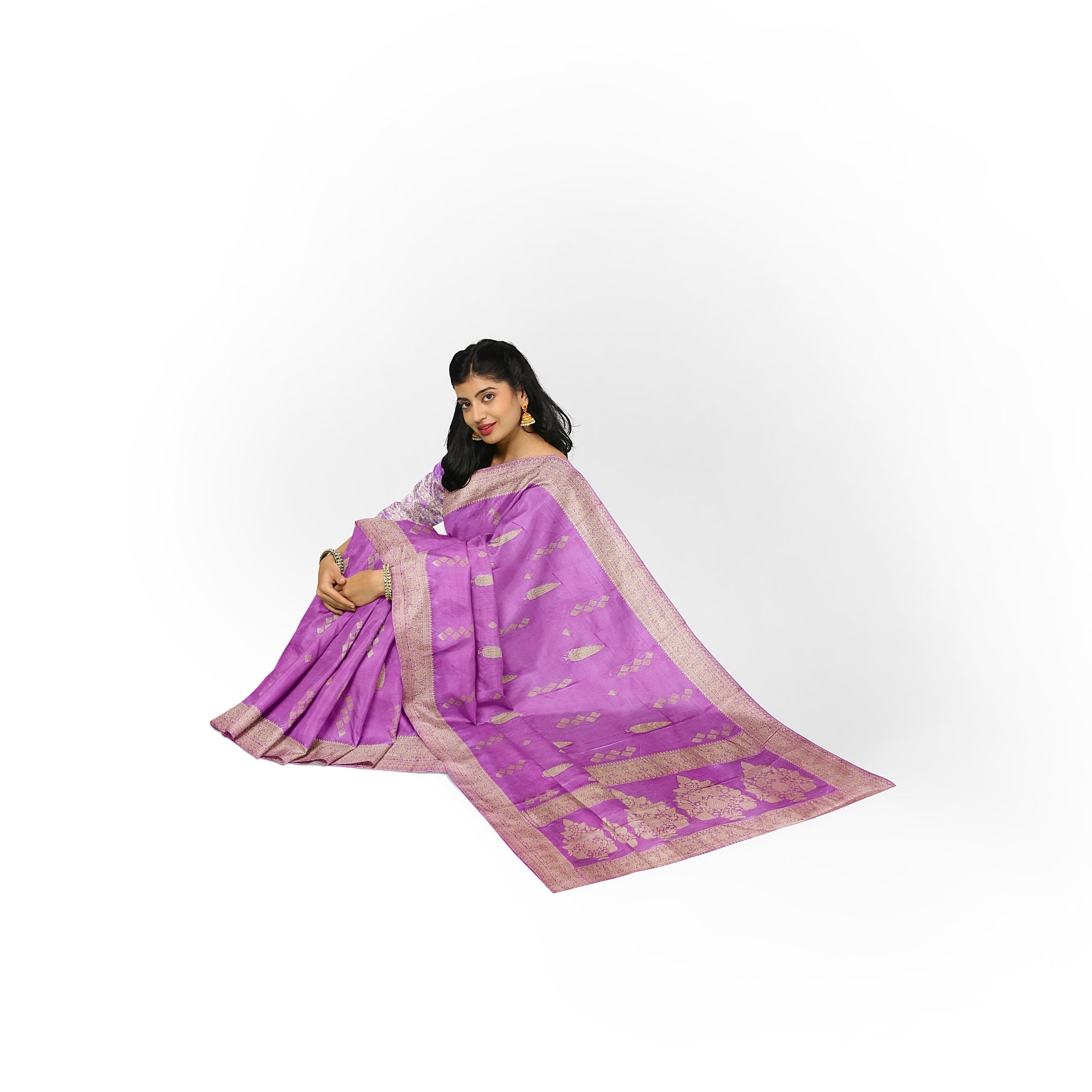 Lavender Raw Silk Saree – Elegant Traditional Saree for Weddings and Celebrations