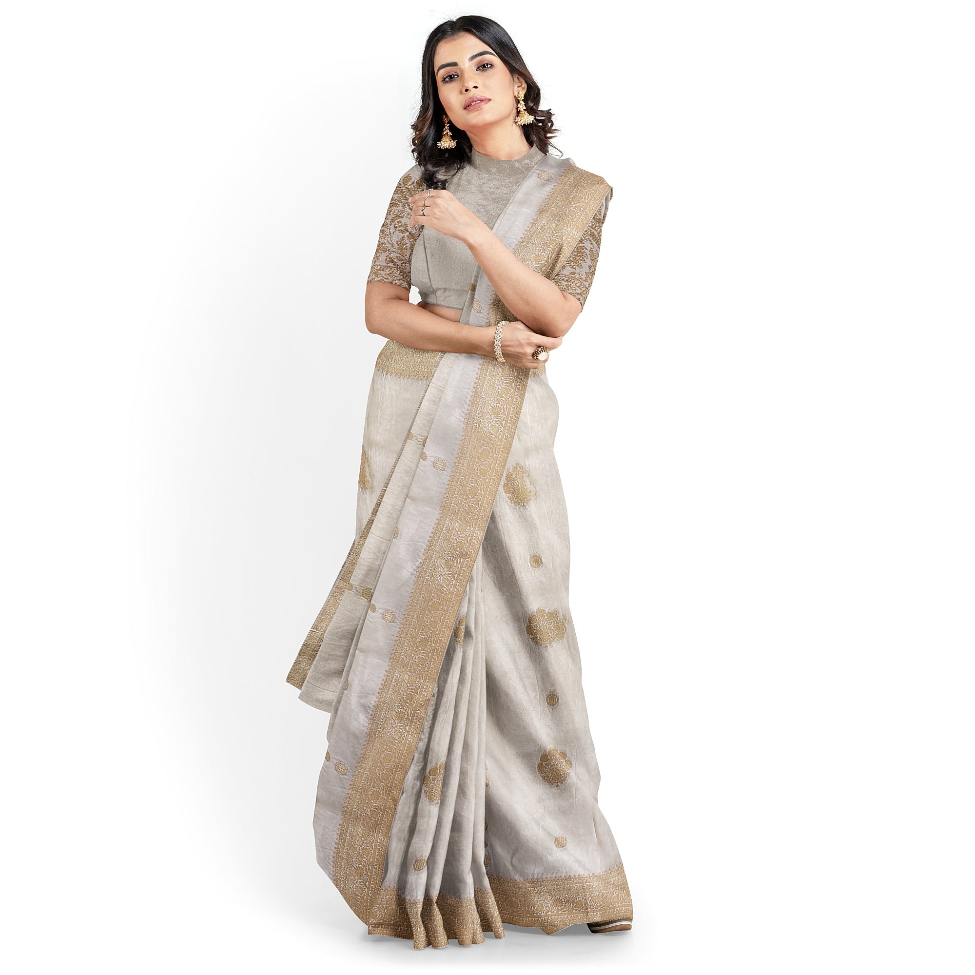 Milk White Raw Silk Saree – Graceful Elegance in Minimalist Style