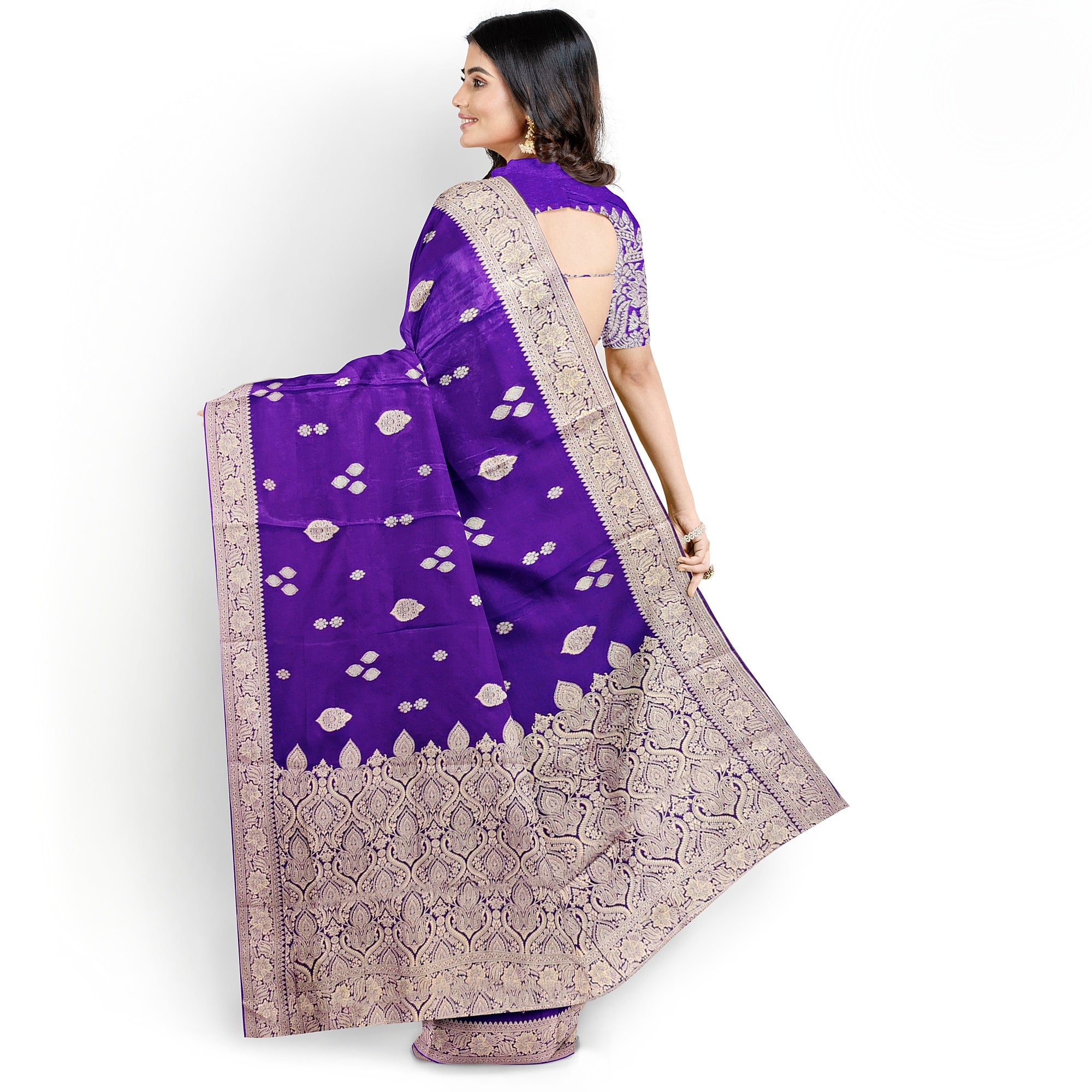 Purple Raw Silk Saree – Luxurious Traditional Saree for Weddings and Festivities