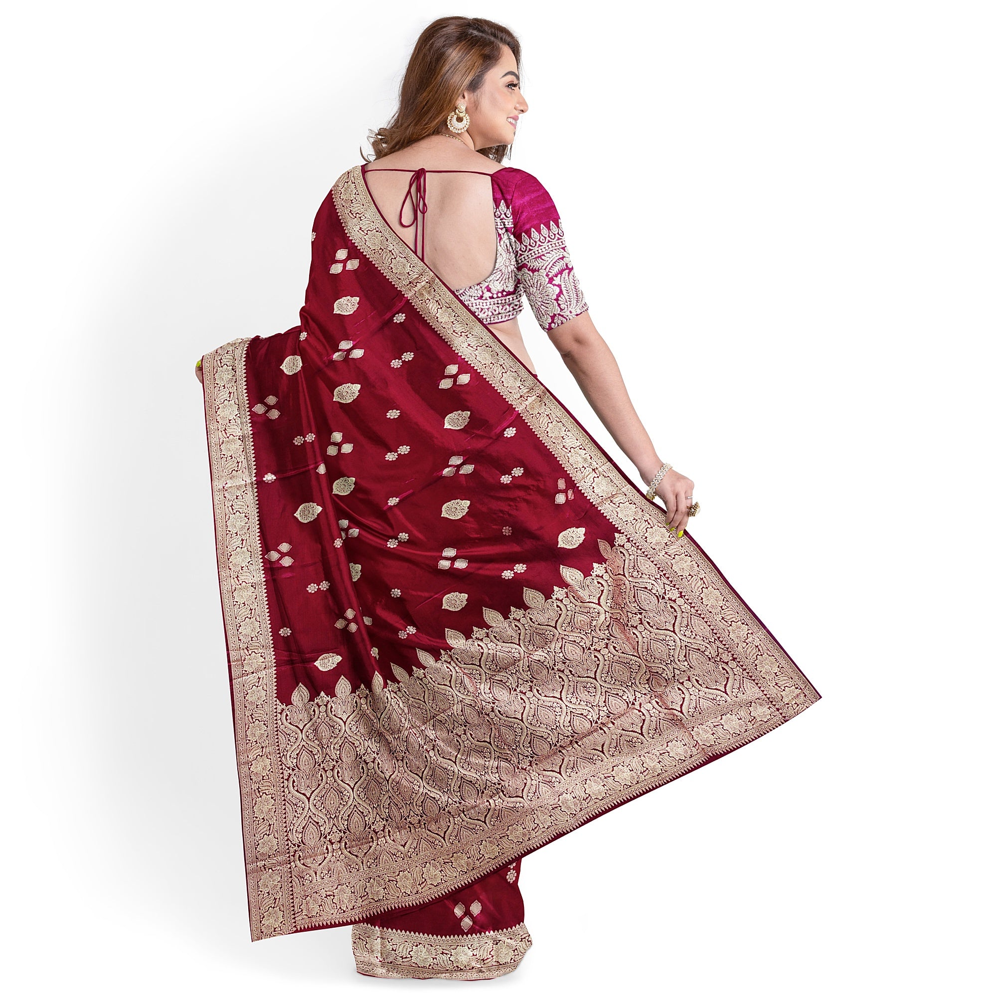Maroon Raw Silk Saree – Timeless Elegance in Rich Traditional Weave