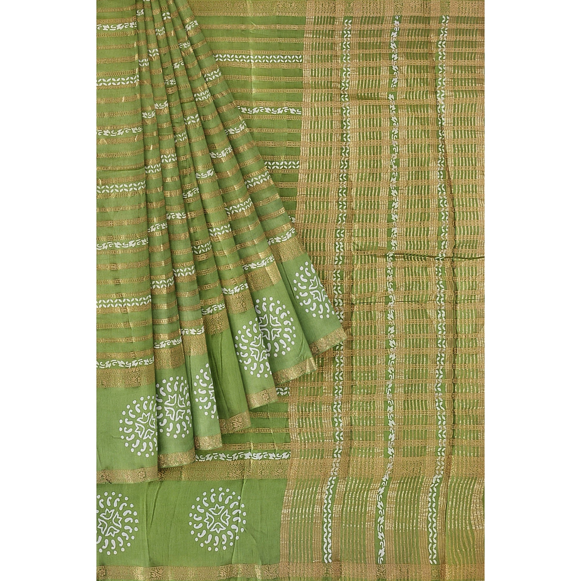 Green Raw Silk Fancy Saree with Printed Border – Sophisticated Charm in Every Thread