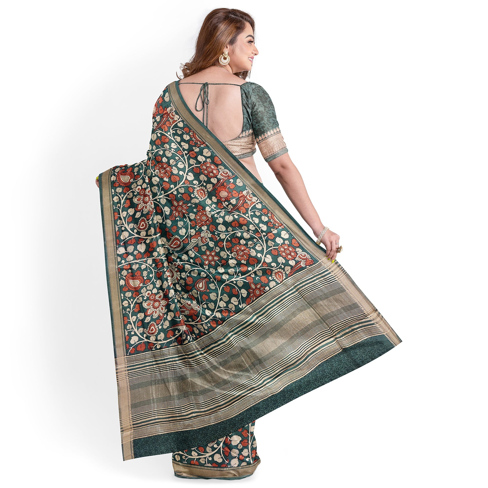 Green Saree with Floral Print – Elegant Designer Saree for Weddings and Festive Occasions