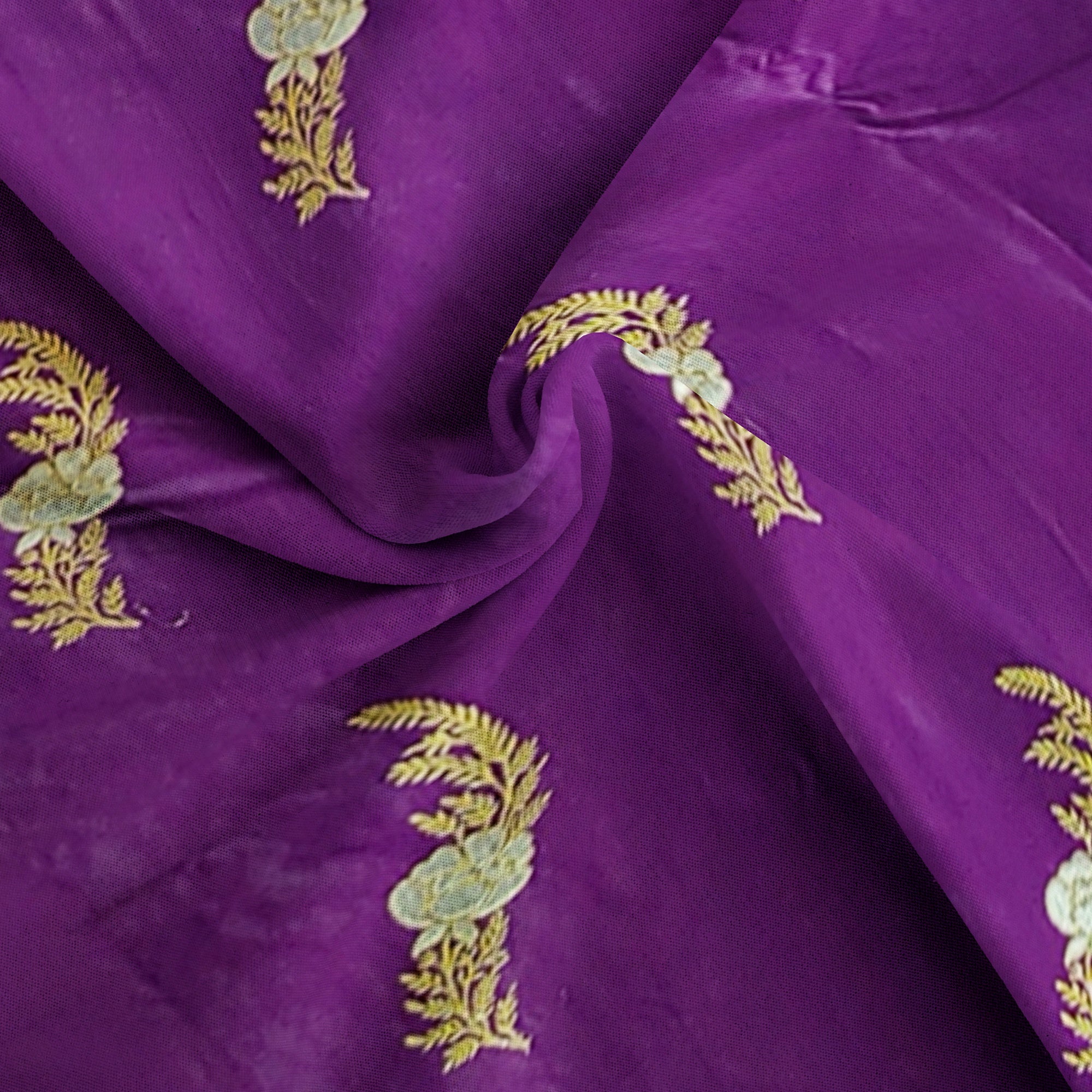 Wine Saree with Red Border – Traditional Elegance for Every Occasion - New Sudarshan Silks`