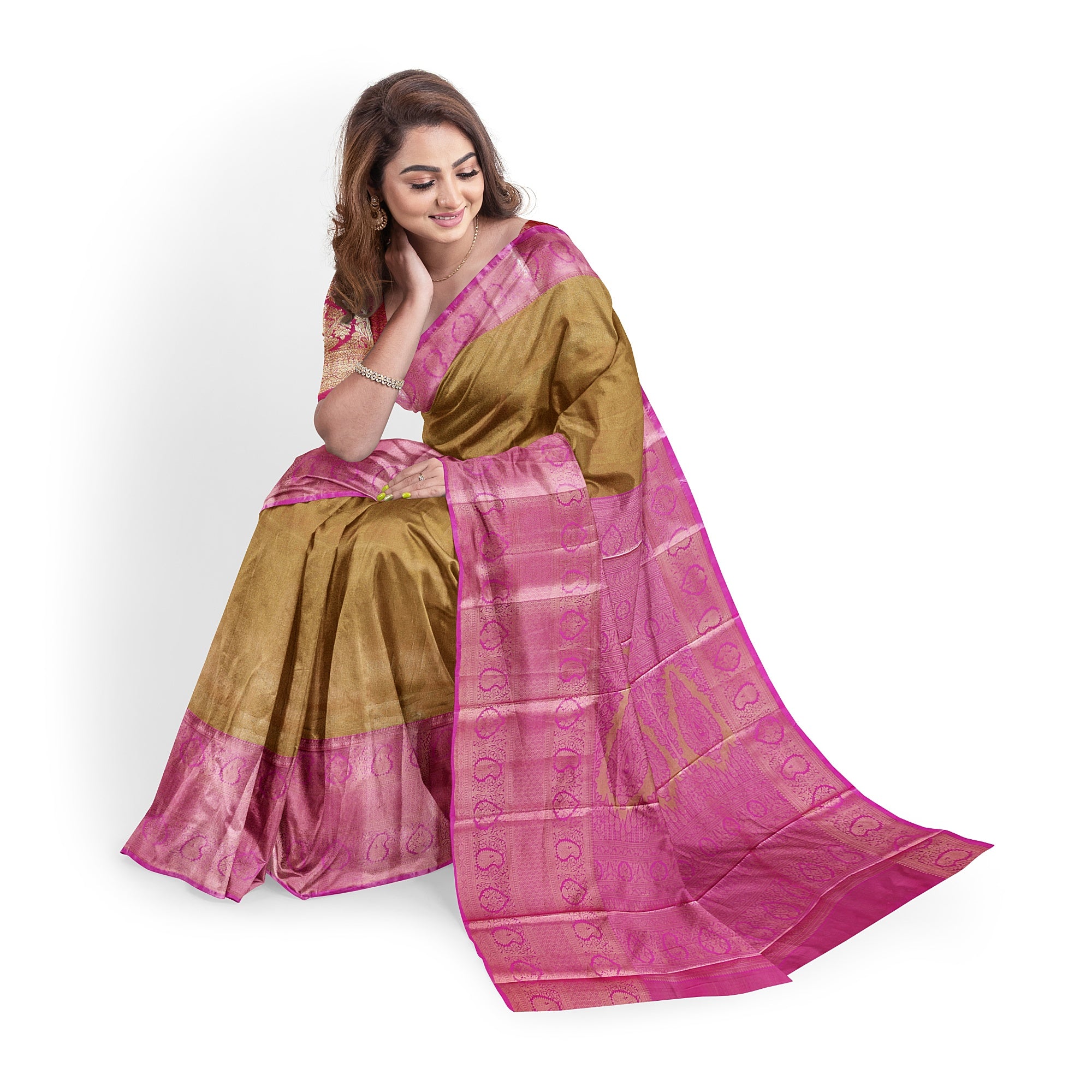 Royal Gold Saree with Light Pink Border – Elegant Zari Work