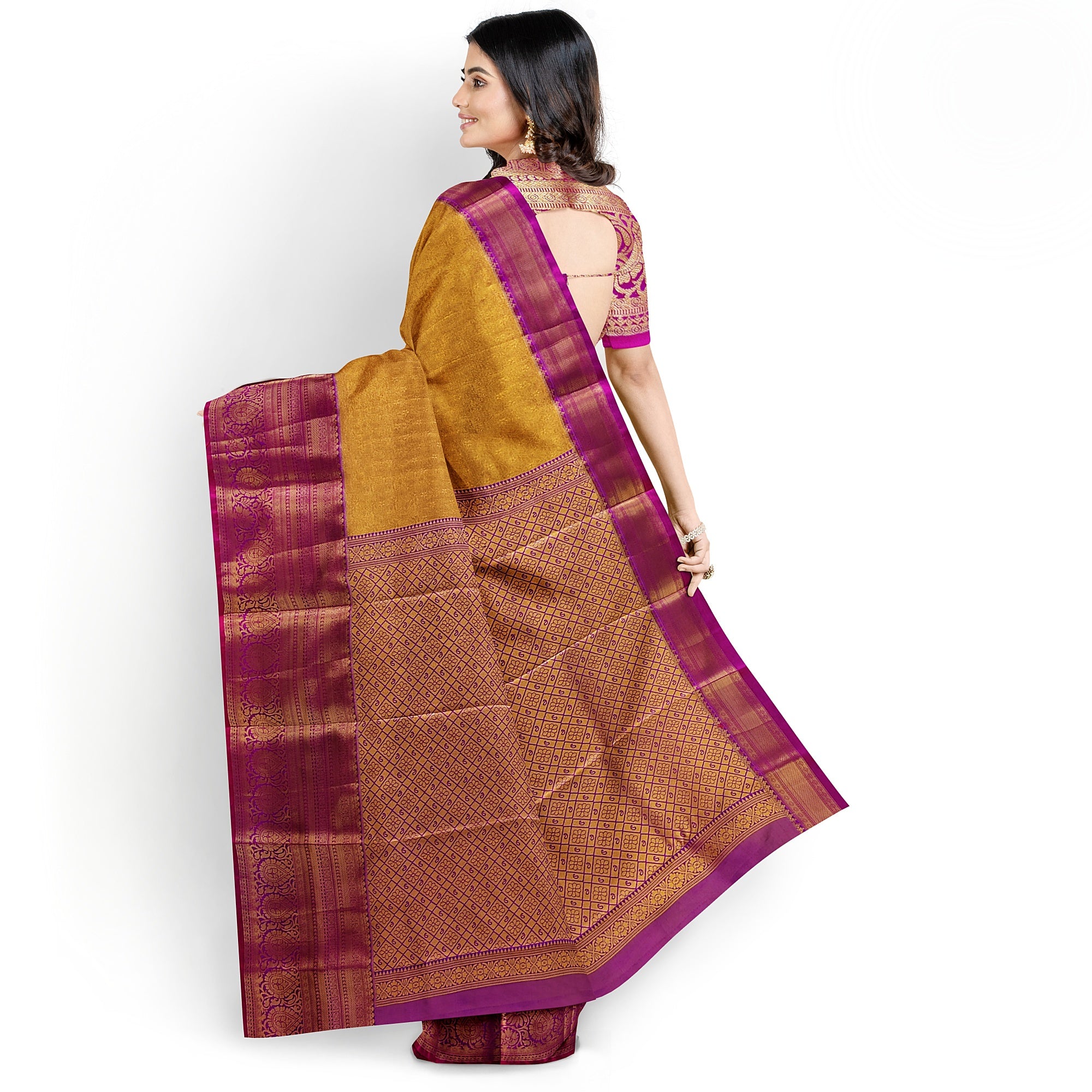 Gold Saree with Magenta Pink Border – Affordable Wedding Elegance