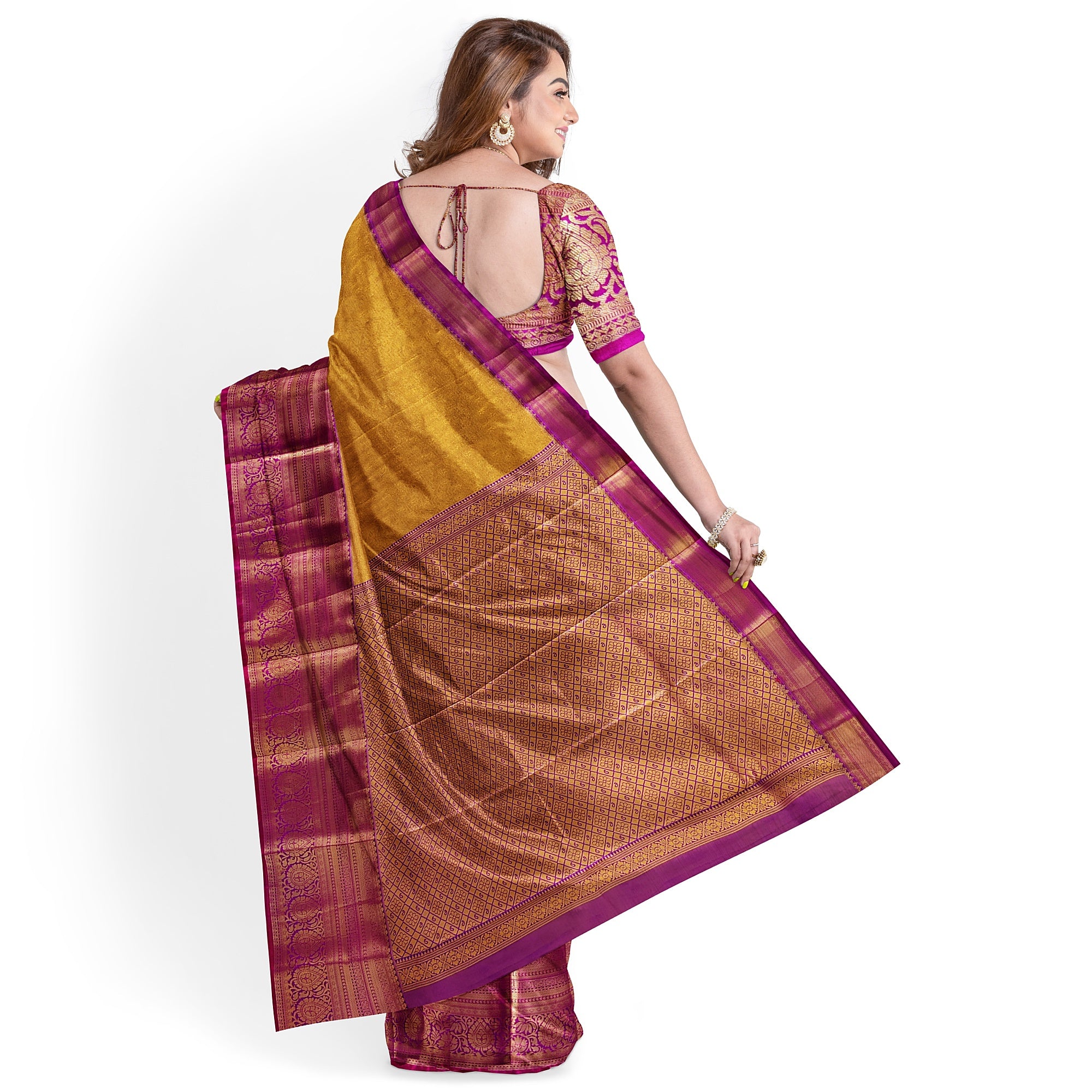 Gold Saree with Magenta Pink Border – Affordable Wedding Elegance