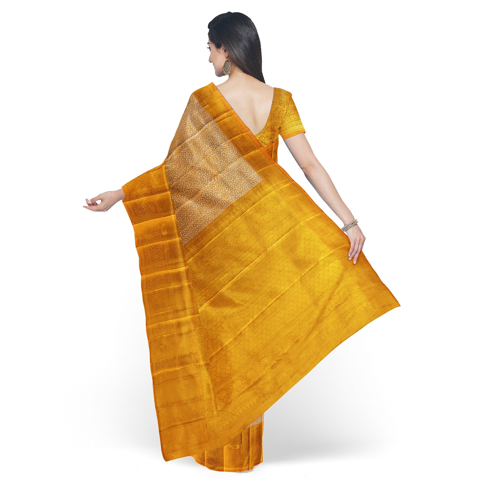 Wedding Collection Gold Saree – Timeless Elegance