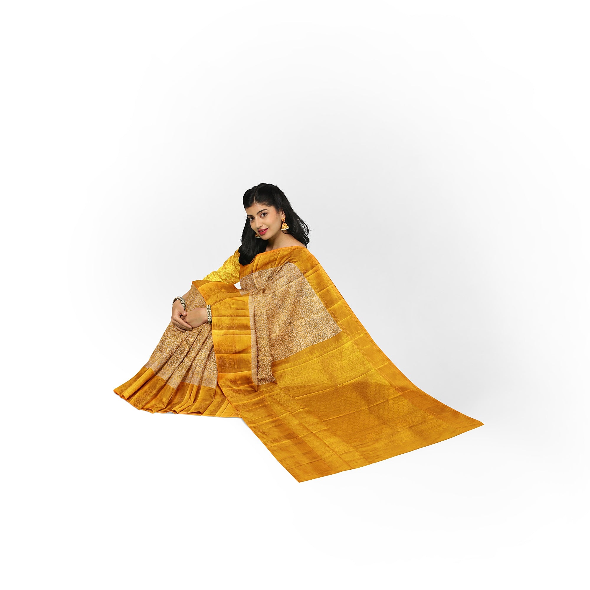Wedding Collection Gold Saree – Timeless Elegance