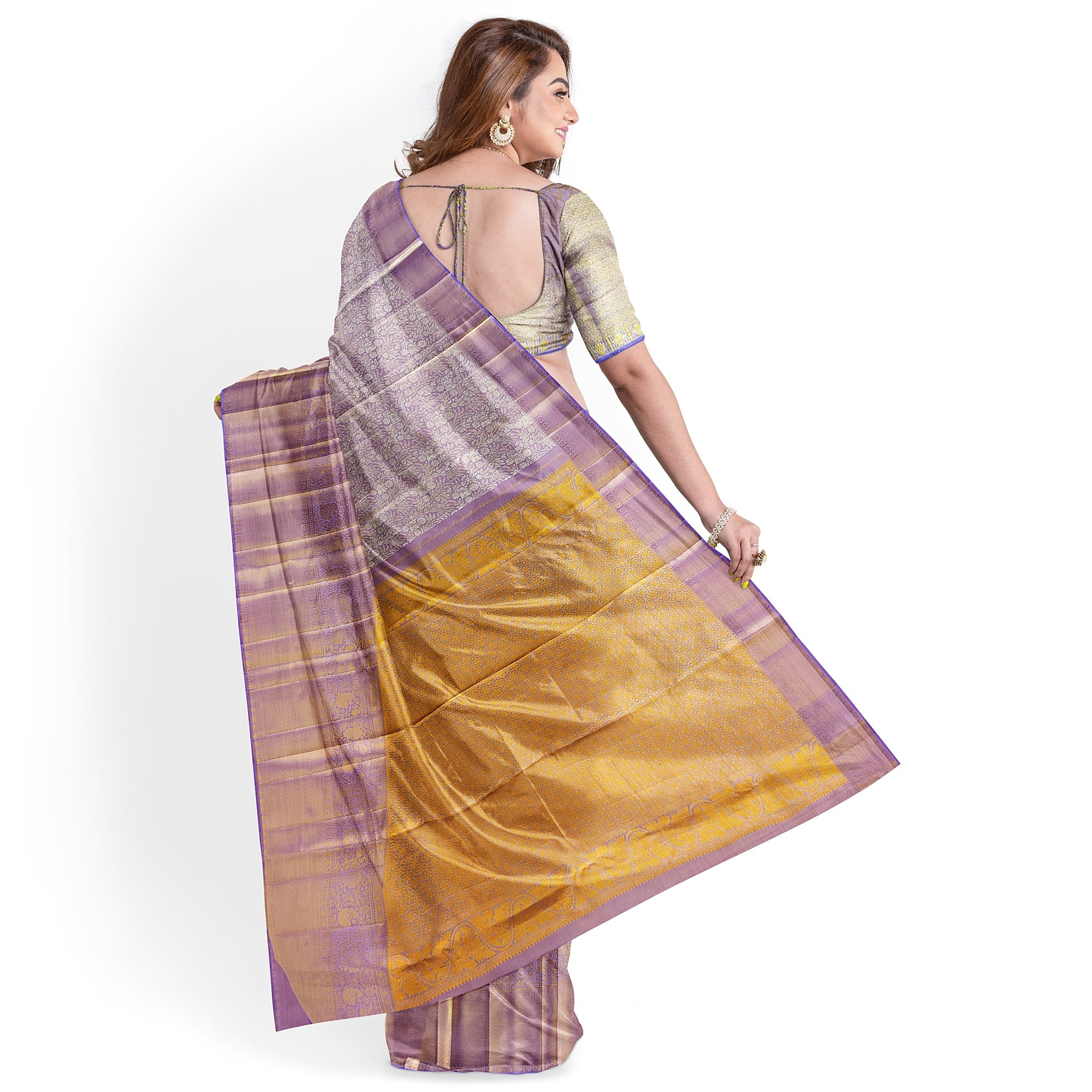 Lavender Dream: The Perfect Wedding Saree in Elegant Shade
