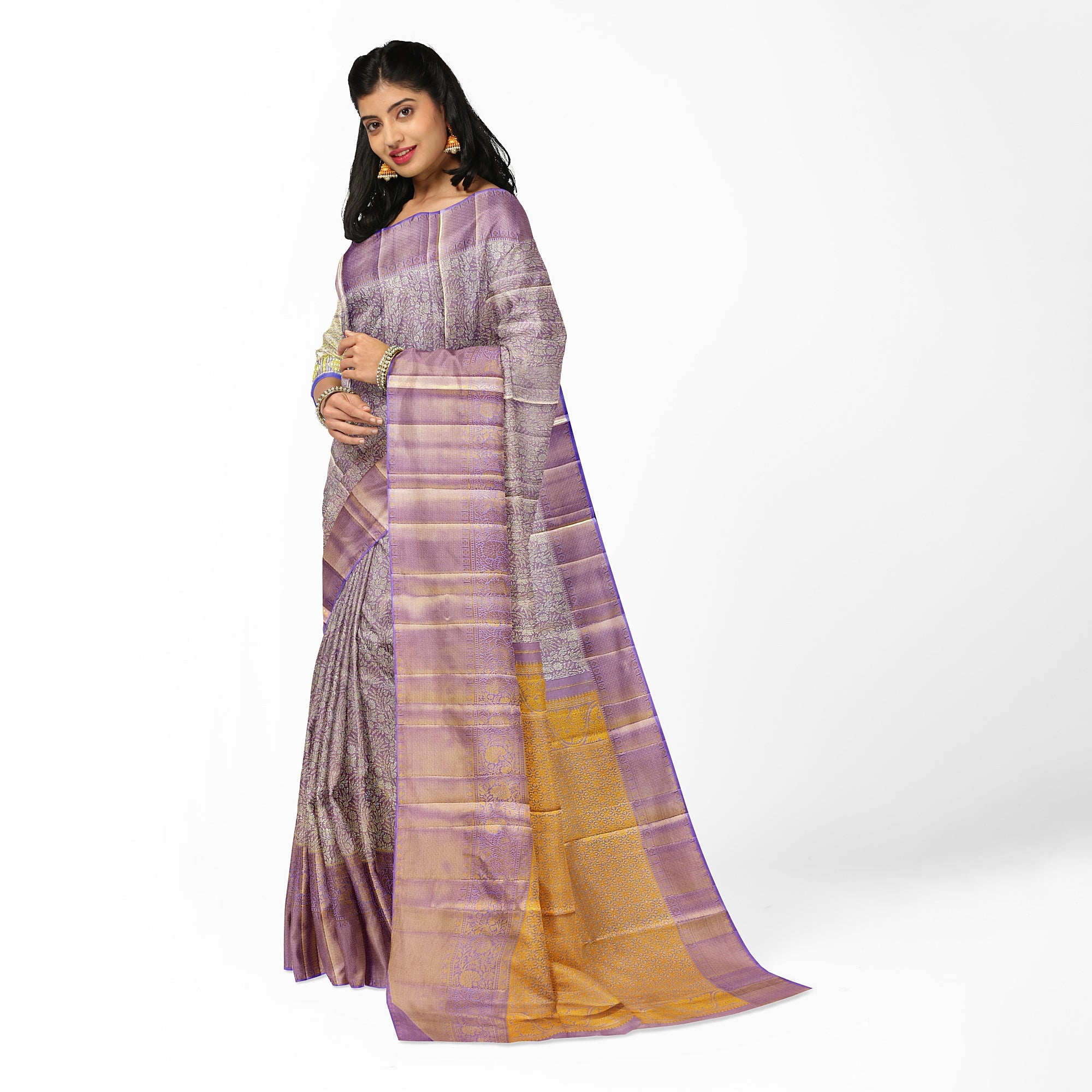 Lavender Dream: The Perfect Wedding Saree in Elegant Shade