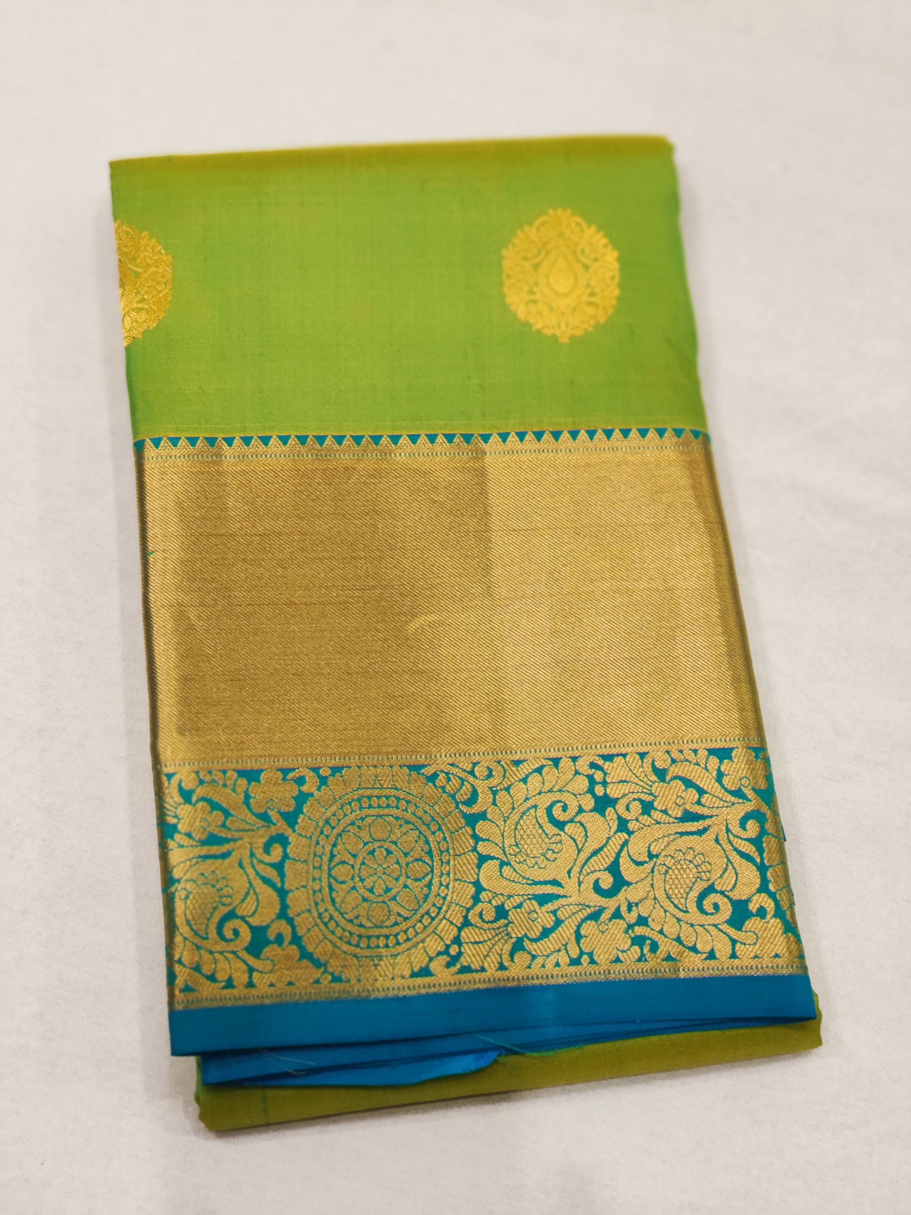 Green Kanjivaram Silk Saree with Blue Border Rare collection