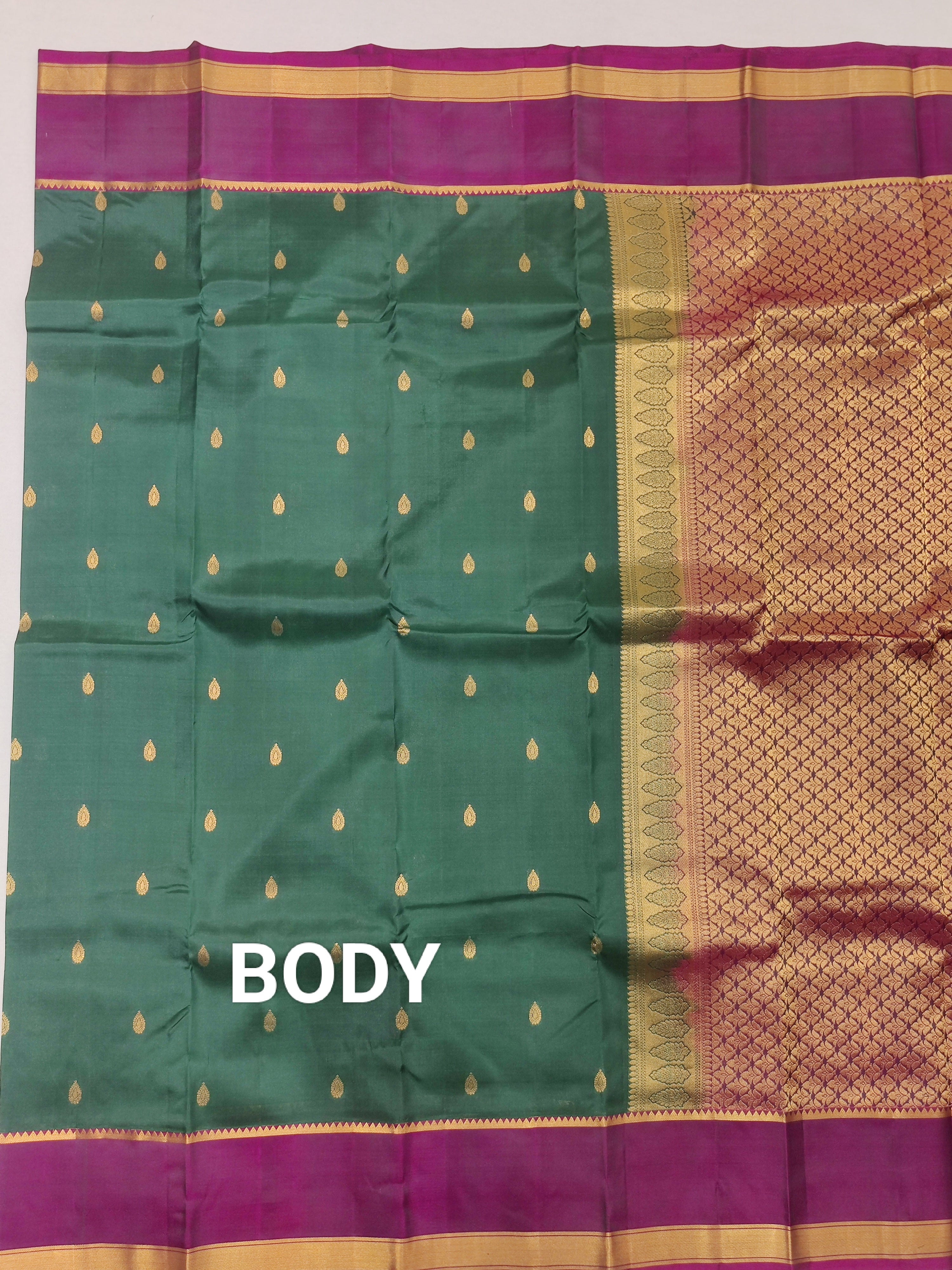 Bottle Green Kanjivaram Silk Saree with Majenta Border - Elegant New Arrival