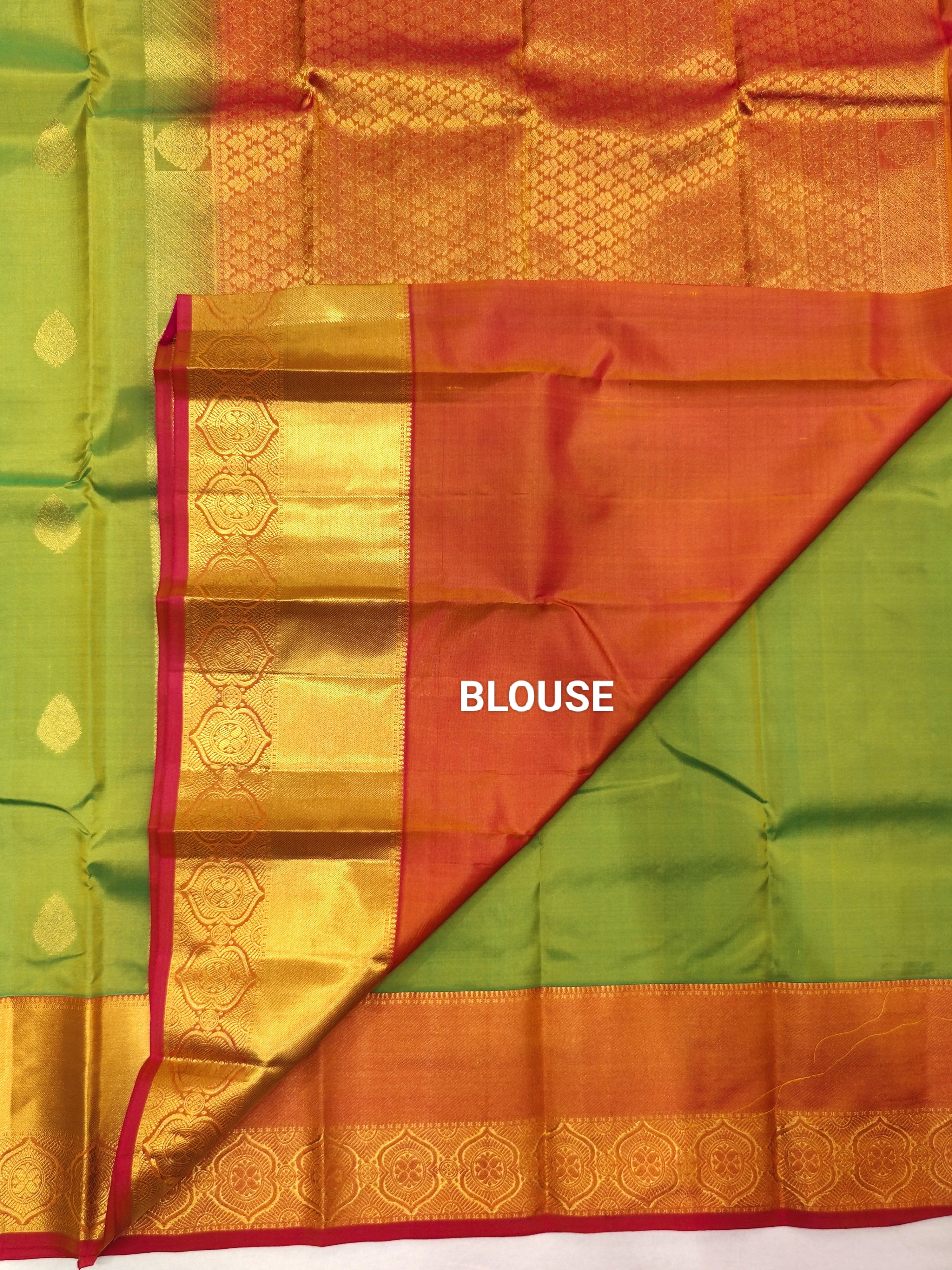 Green Kanjivaram Silk Saree with Onion Pink Border - Elegant New Arrival