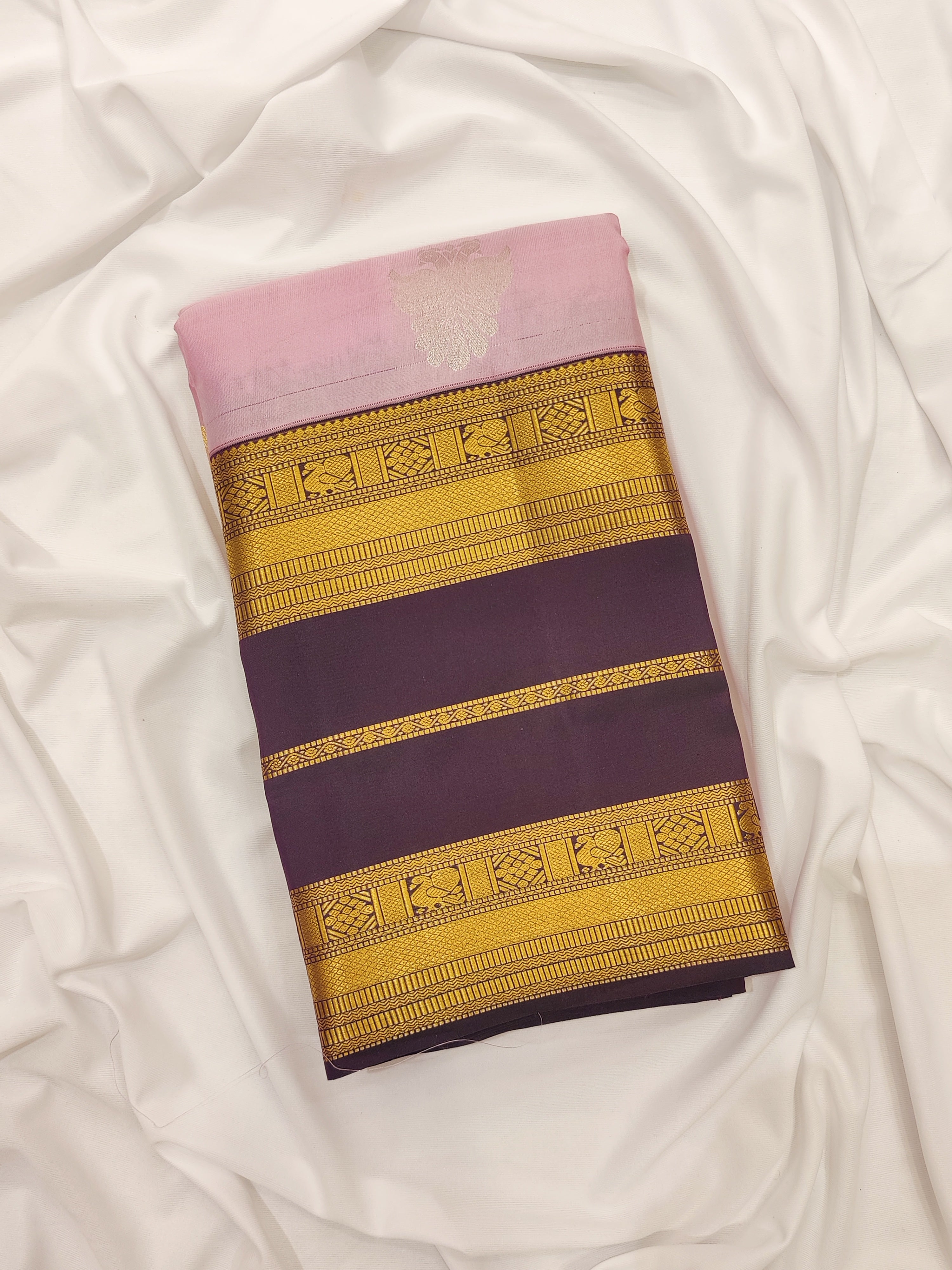 Baby Pink Kanjivaram Silk Saree with Maroon and Gold Zari Border – Elegant Handloom Saree Online - New Sudarshan Silks`