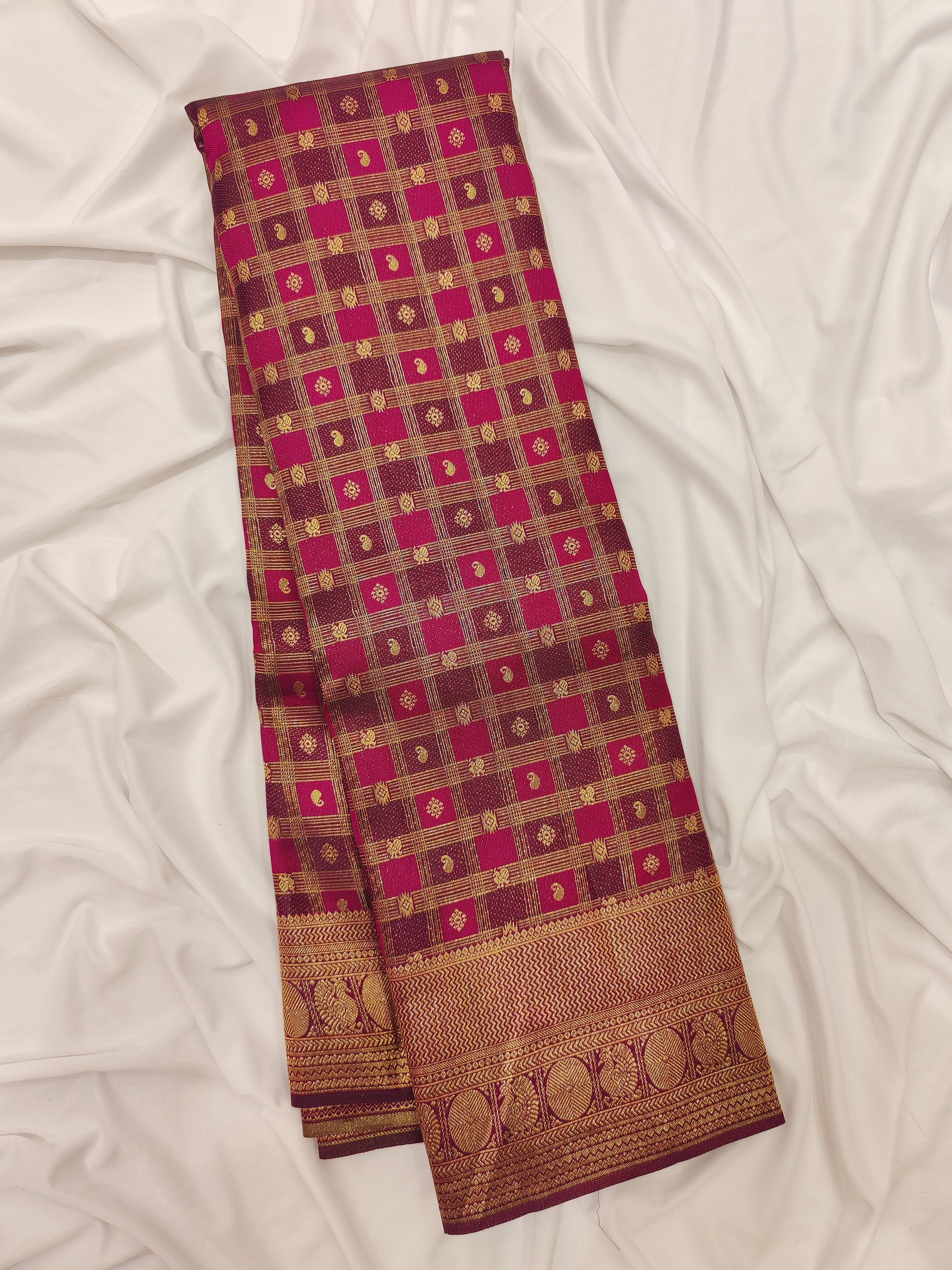 Double-Shade Wine Kanjivaram Silk Saree with Zari Checks – Classic Handloom Saree for Festive Wear Online