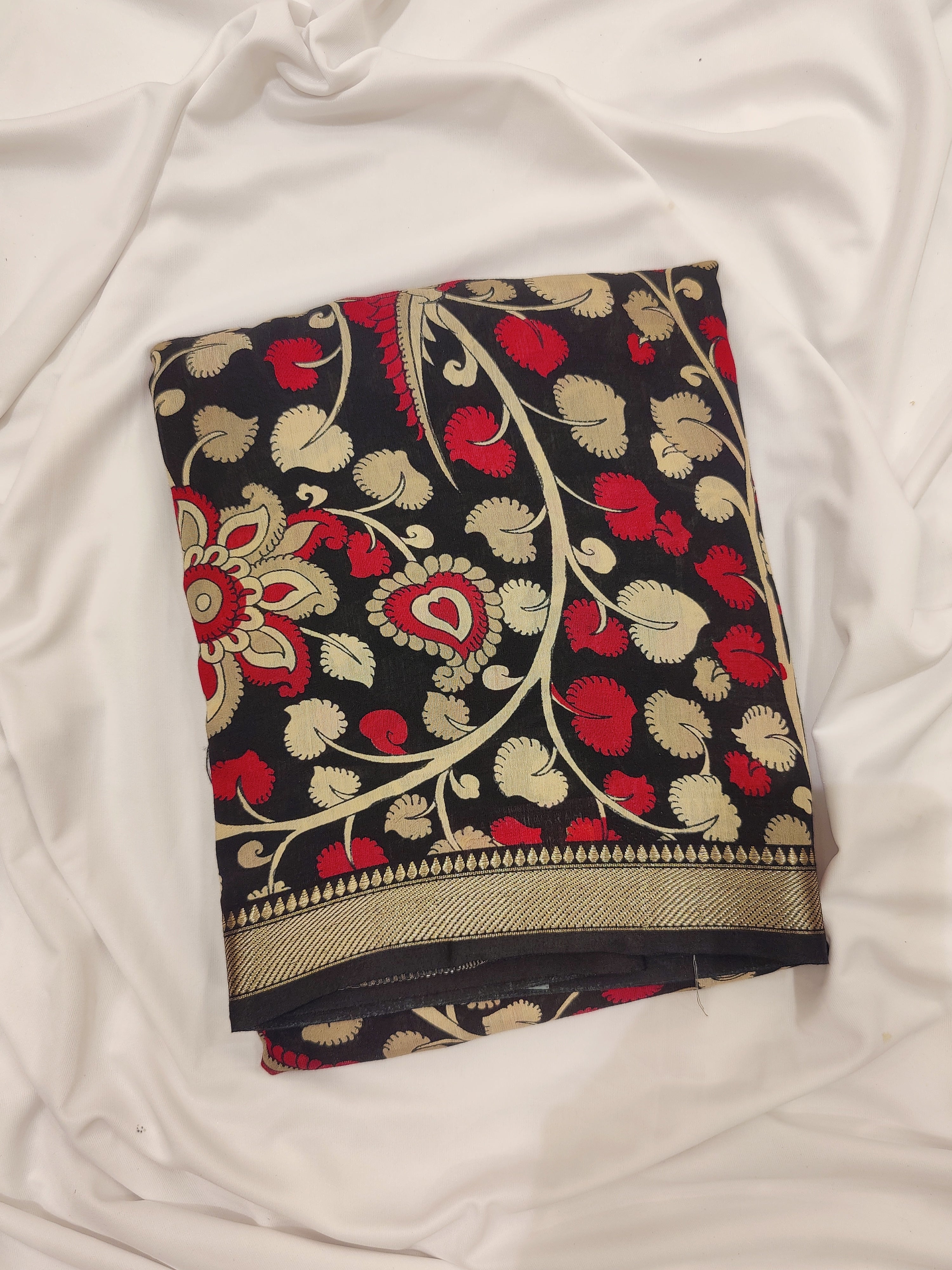 Black Raw Silk Saree with Red Floral Work – Elegant Traditional Saree for Special Occasions