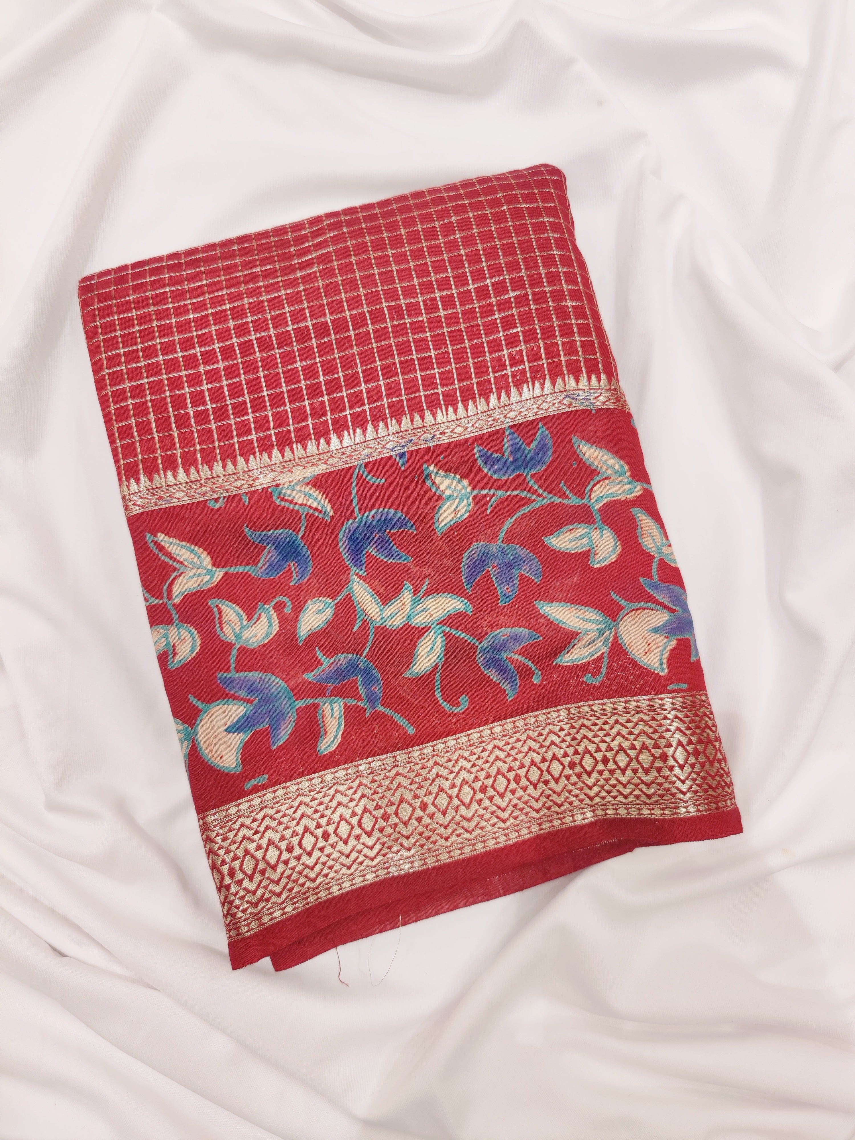 Maroon Designer Saree with Floral Border – Timeless Beauty with a Modern Bloom