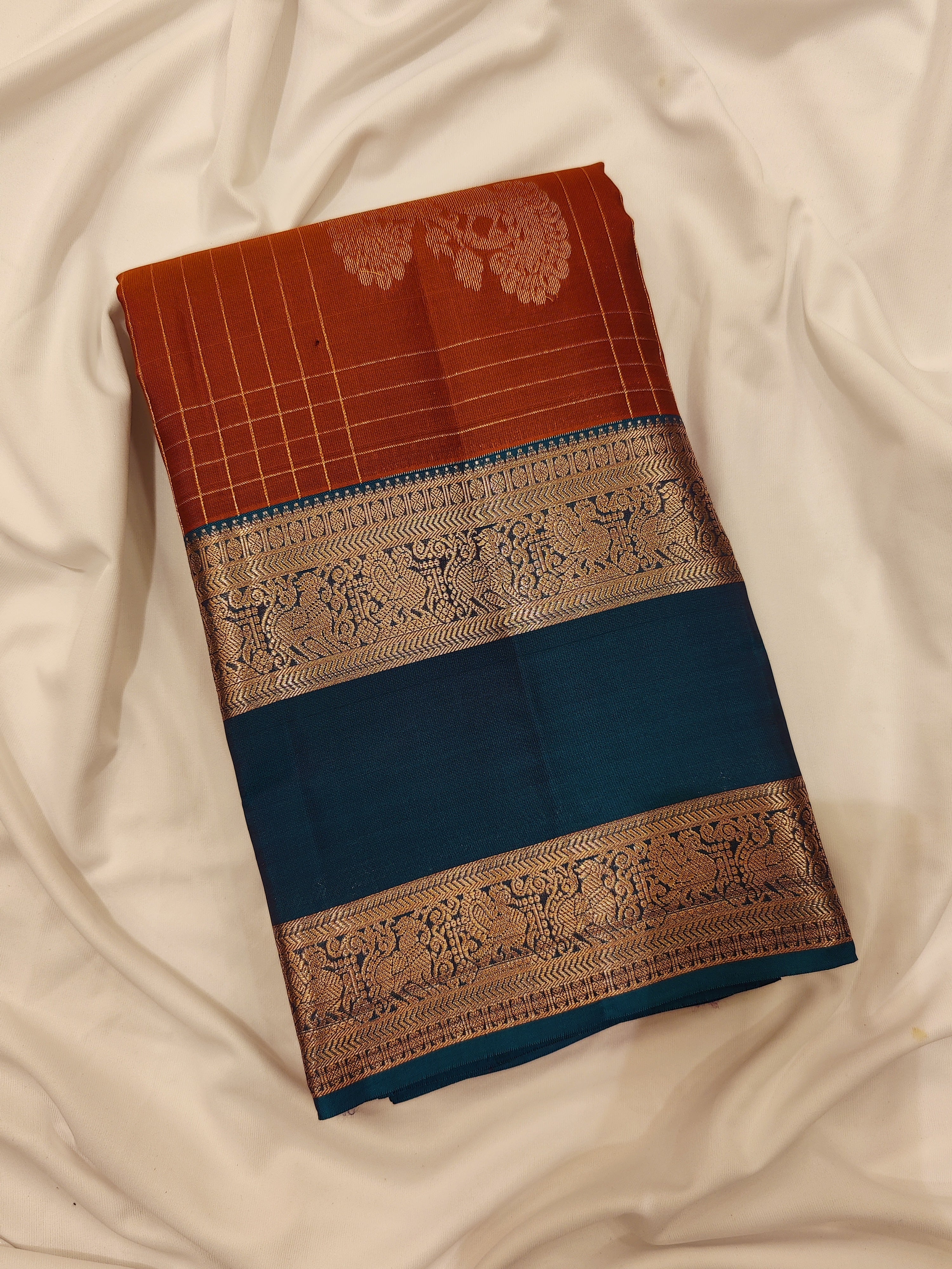 Brick Brown Semi Kanchi Saree with Rama Blue Bentex Border – A Fusion of Tradition and Sophistication - New Sudarshan Silks`