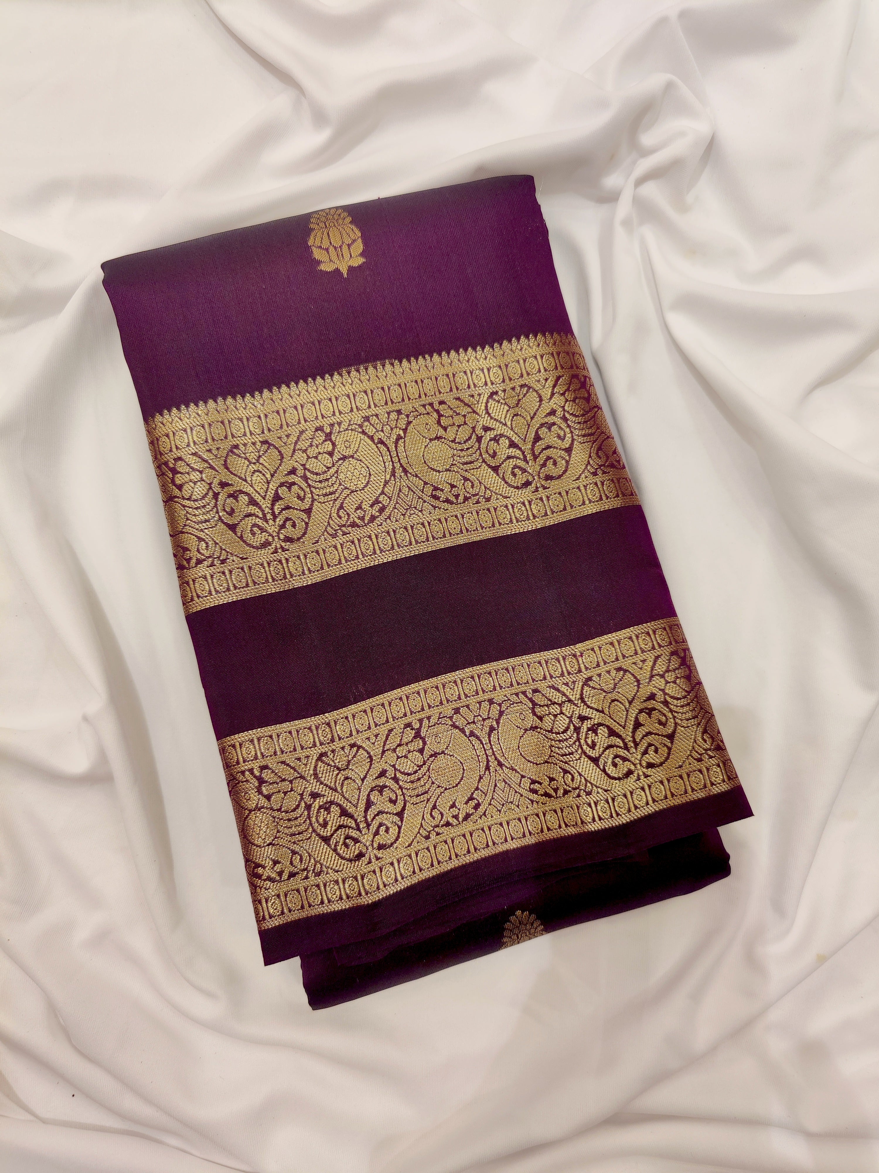 Vintage Maroon Semi Kanchi Silk Saree – Retro Style with Timeless Elegance