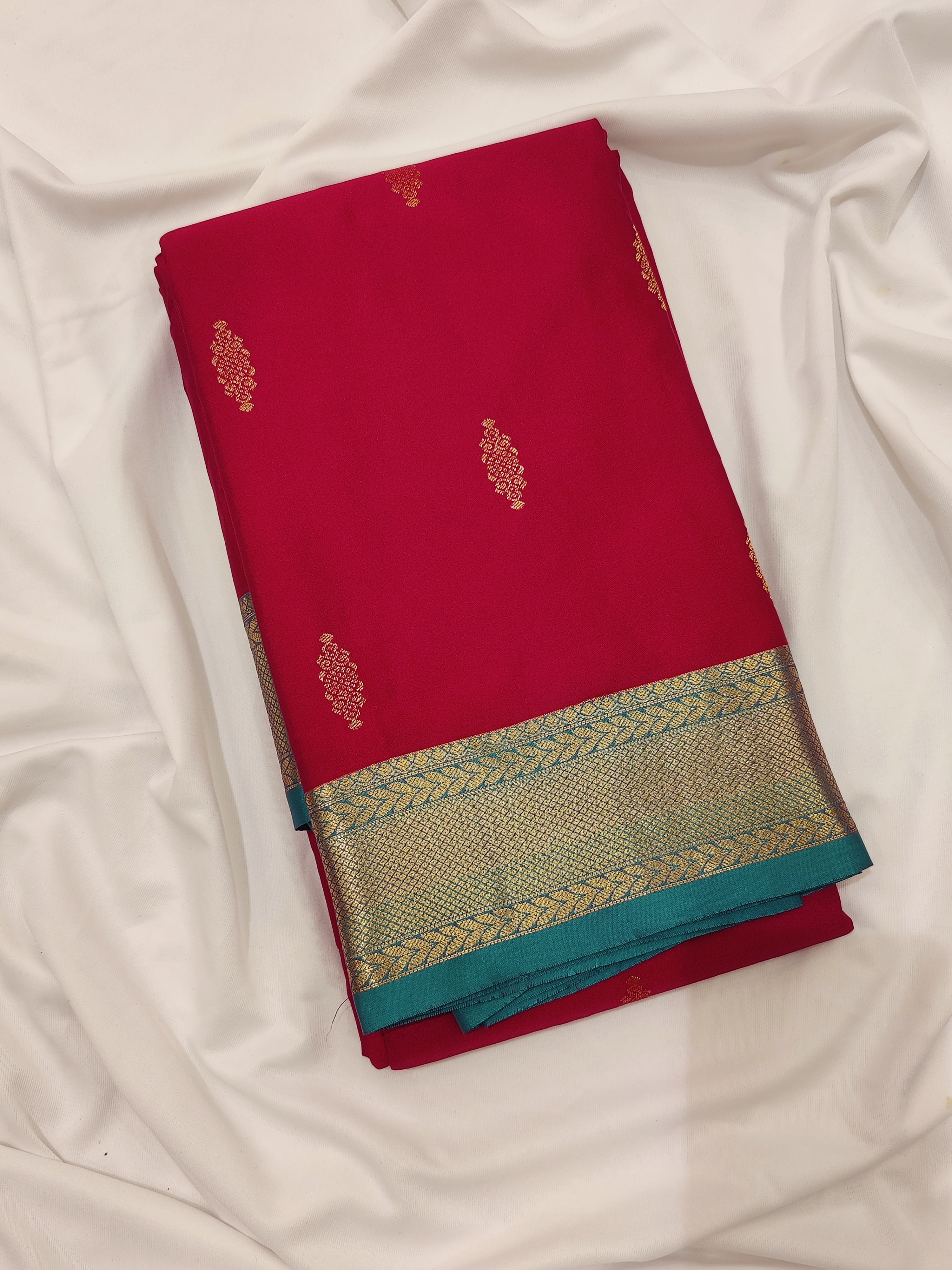 Dark Pink and Green Traditional Saree – Timeless Elegance in Silk - New Sudarshan Silks`