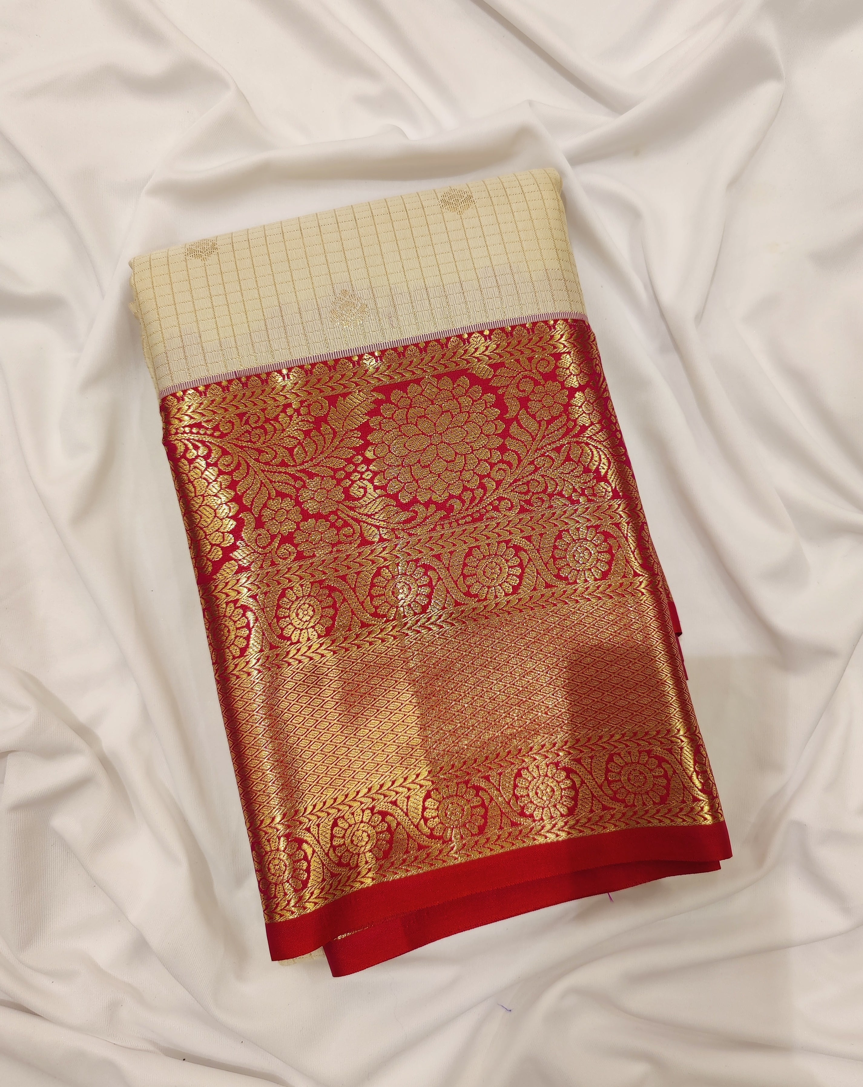 White Cream Semi Kanchi Muhurtham Saree with Red Border