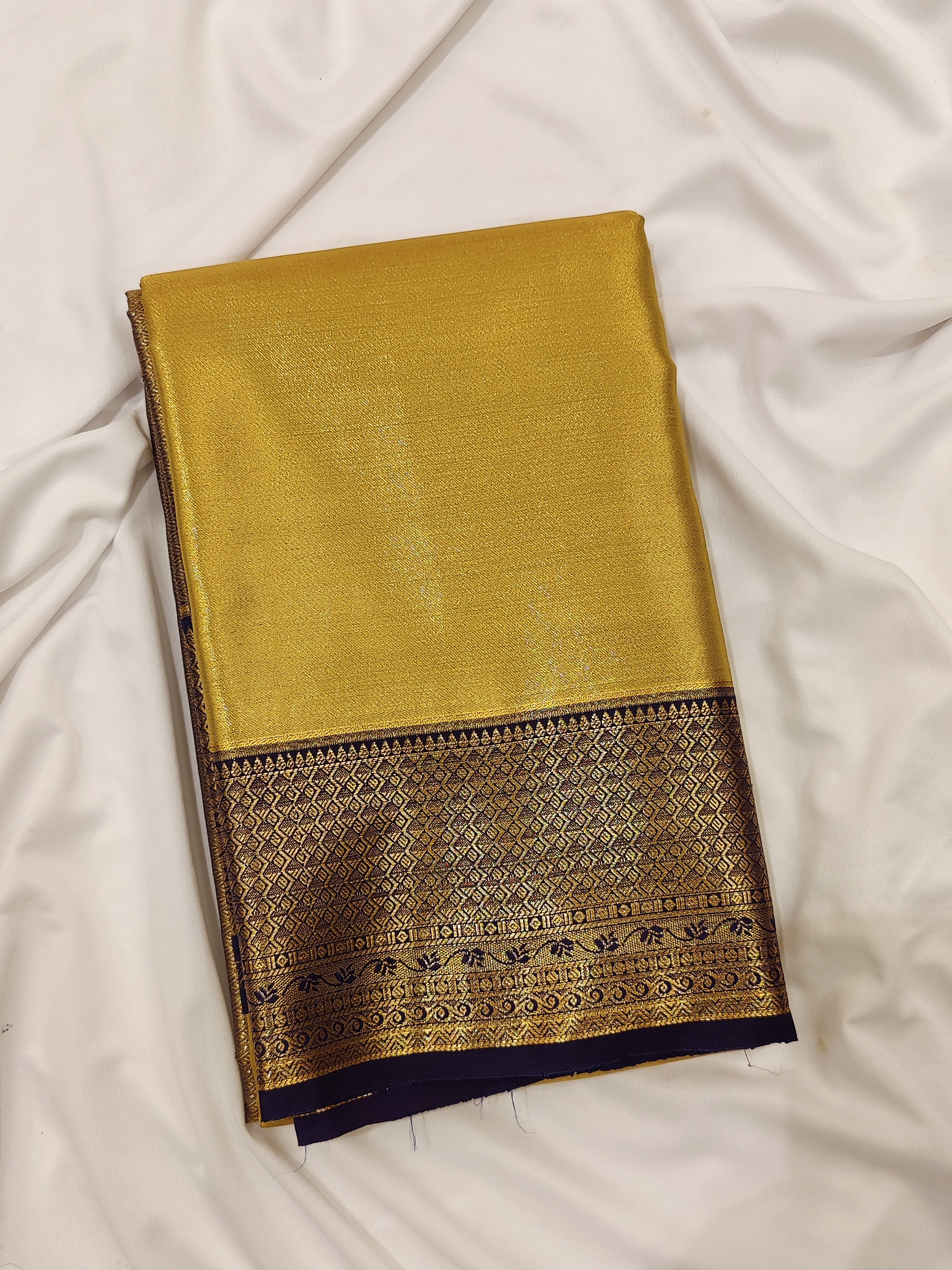 Gold Saree with Dark Wine Border – Grand Look in Budget Range