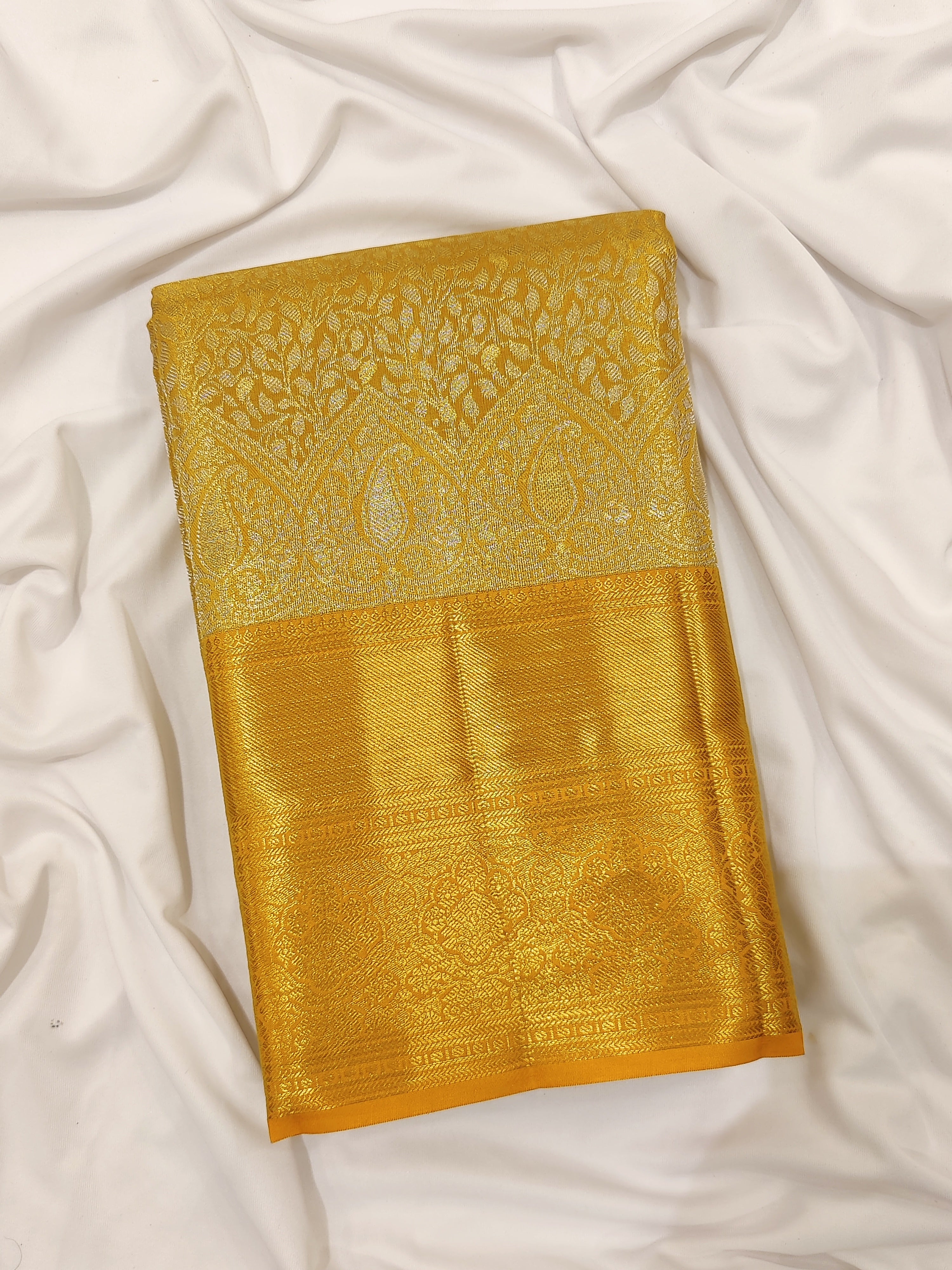 Wedding Collection Gold Saree – Timeless Elegance