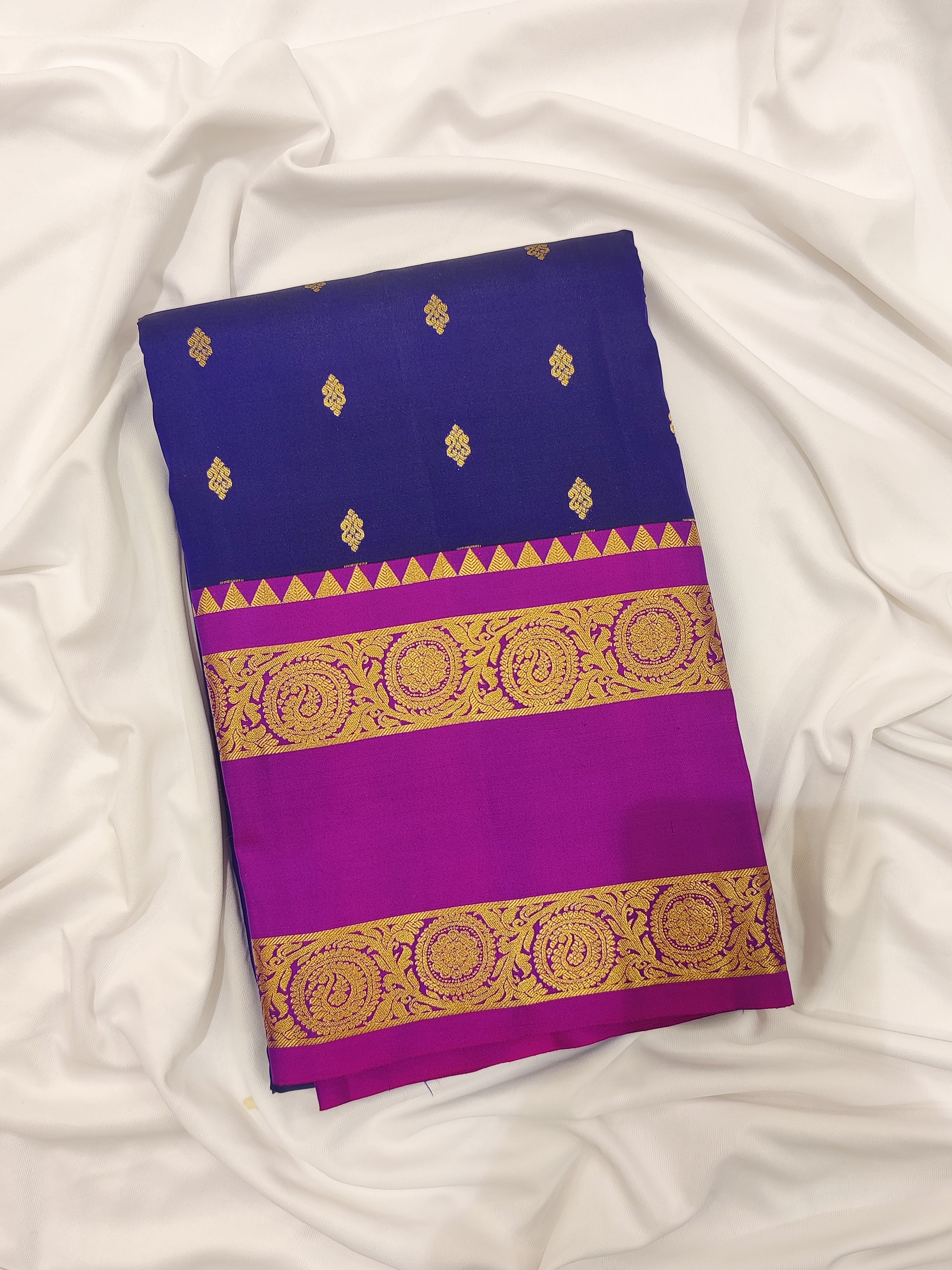Ink Blue Silk Saree with Zari Butta and Magenta Pink Border – Traditional Kanjivaram Elegance - New Sudarshan Silks`