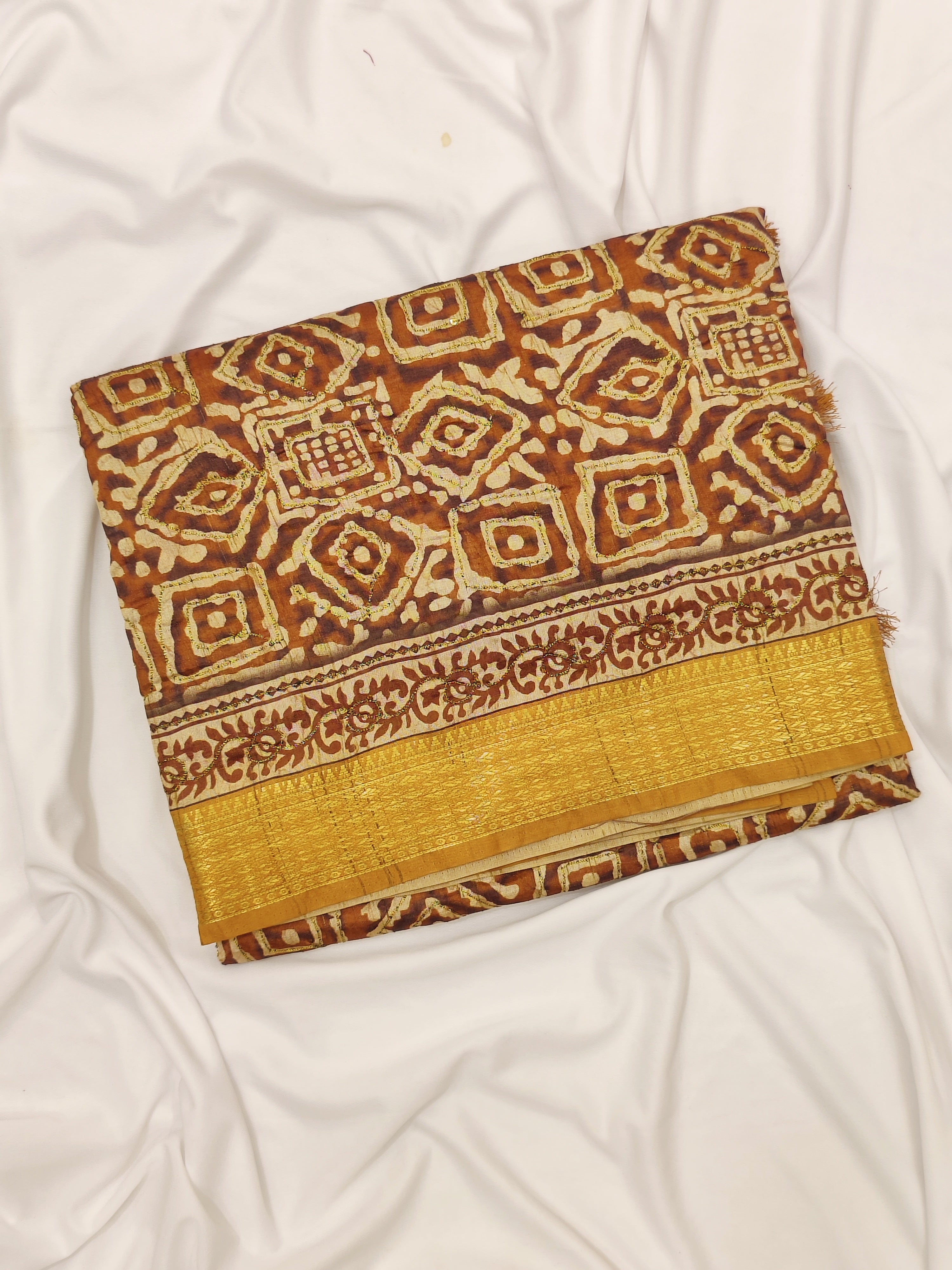 Raw Silk Printed Saree – Gold Thread Work – Shop Online